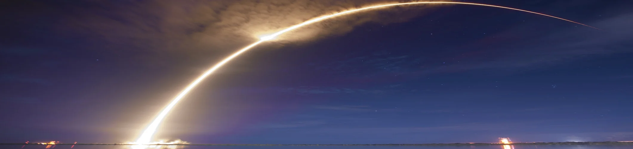 Launch_of_Falcon_9_carrying_ASIASAT_6_(16169087563).jpg