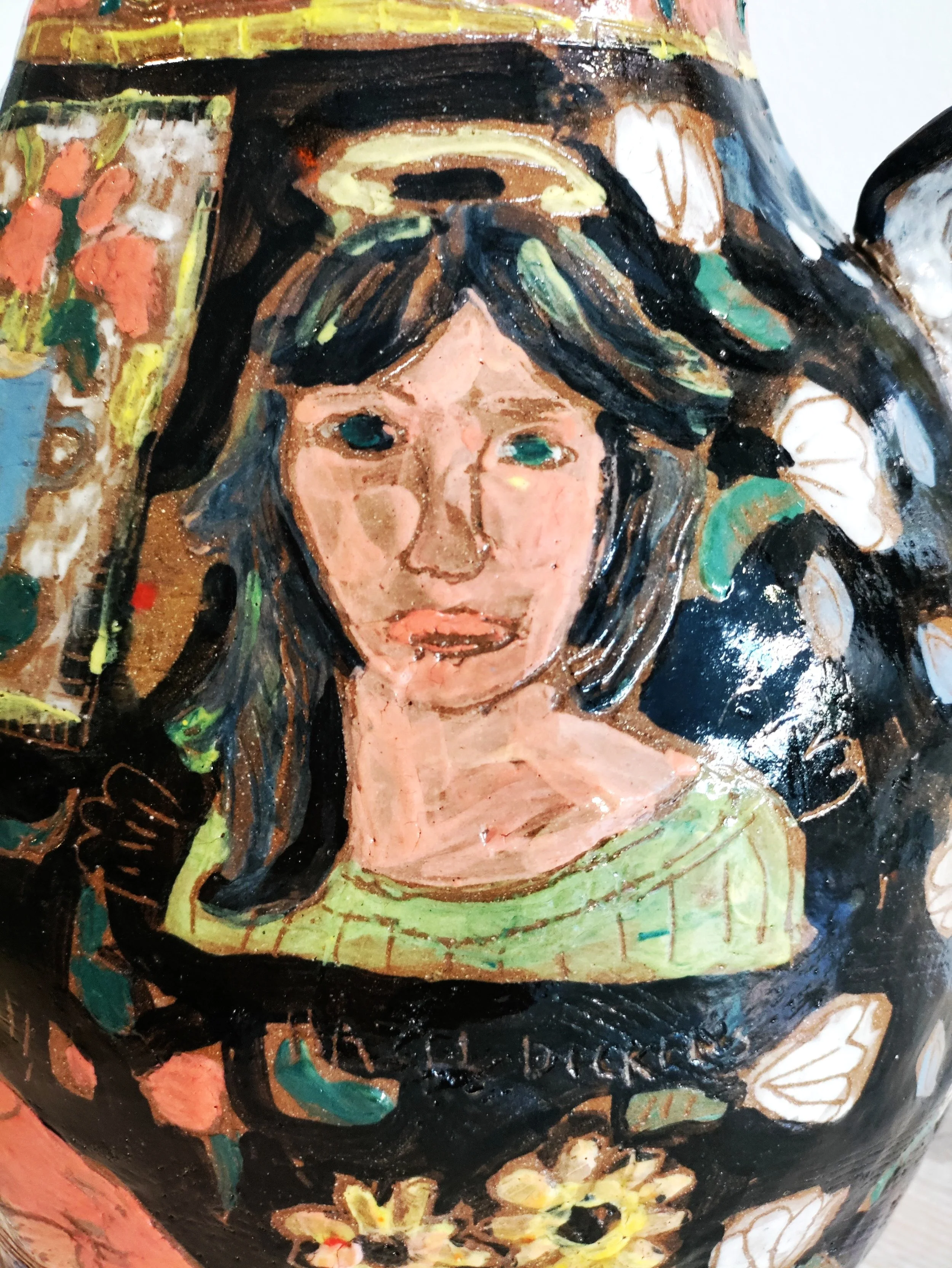 Odetta+vase%2C+detail.jpg