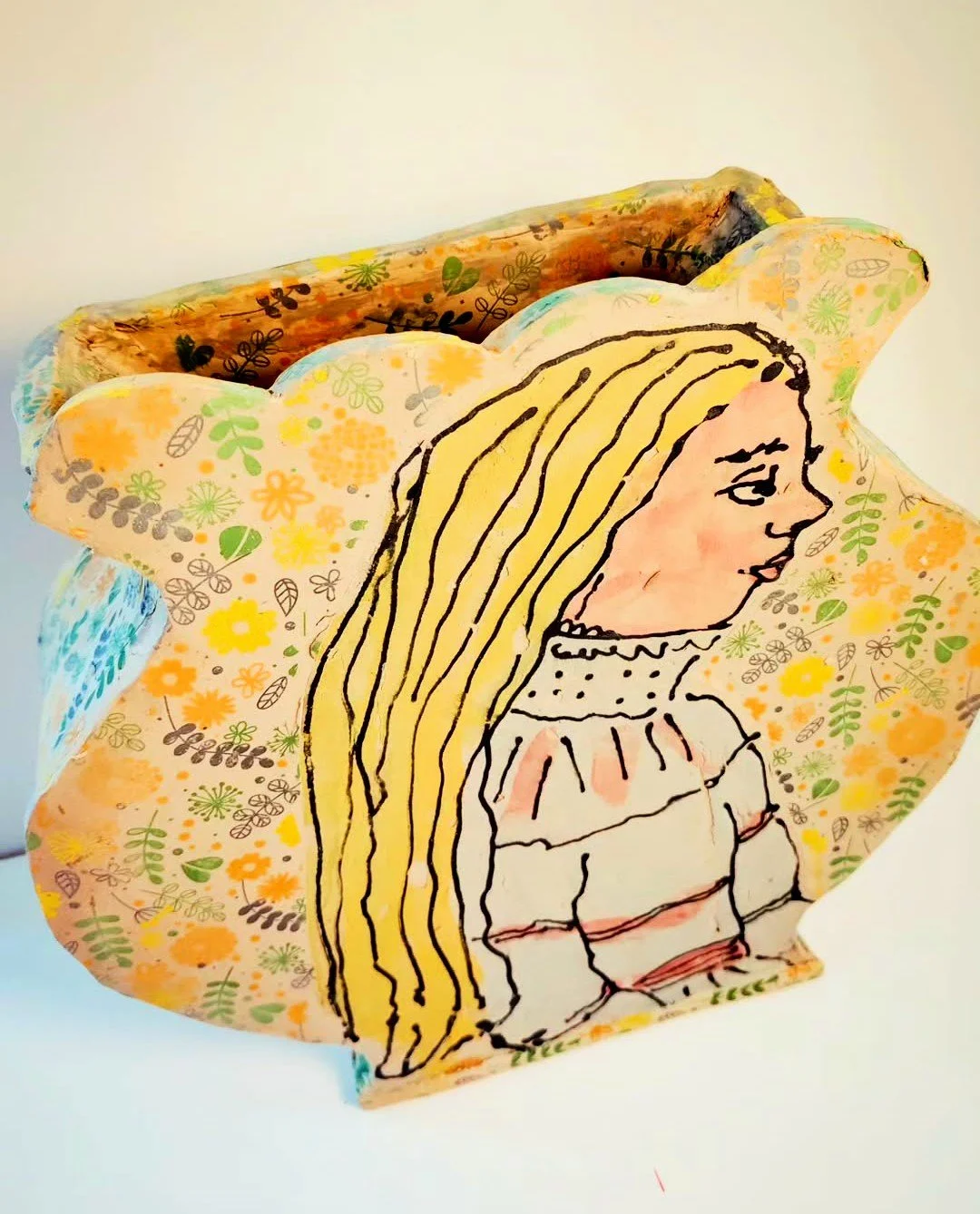 for website vase girl with yellow hair.jpg