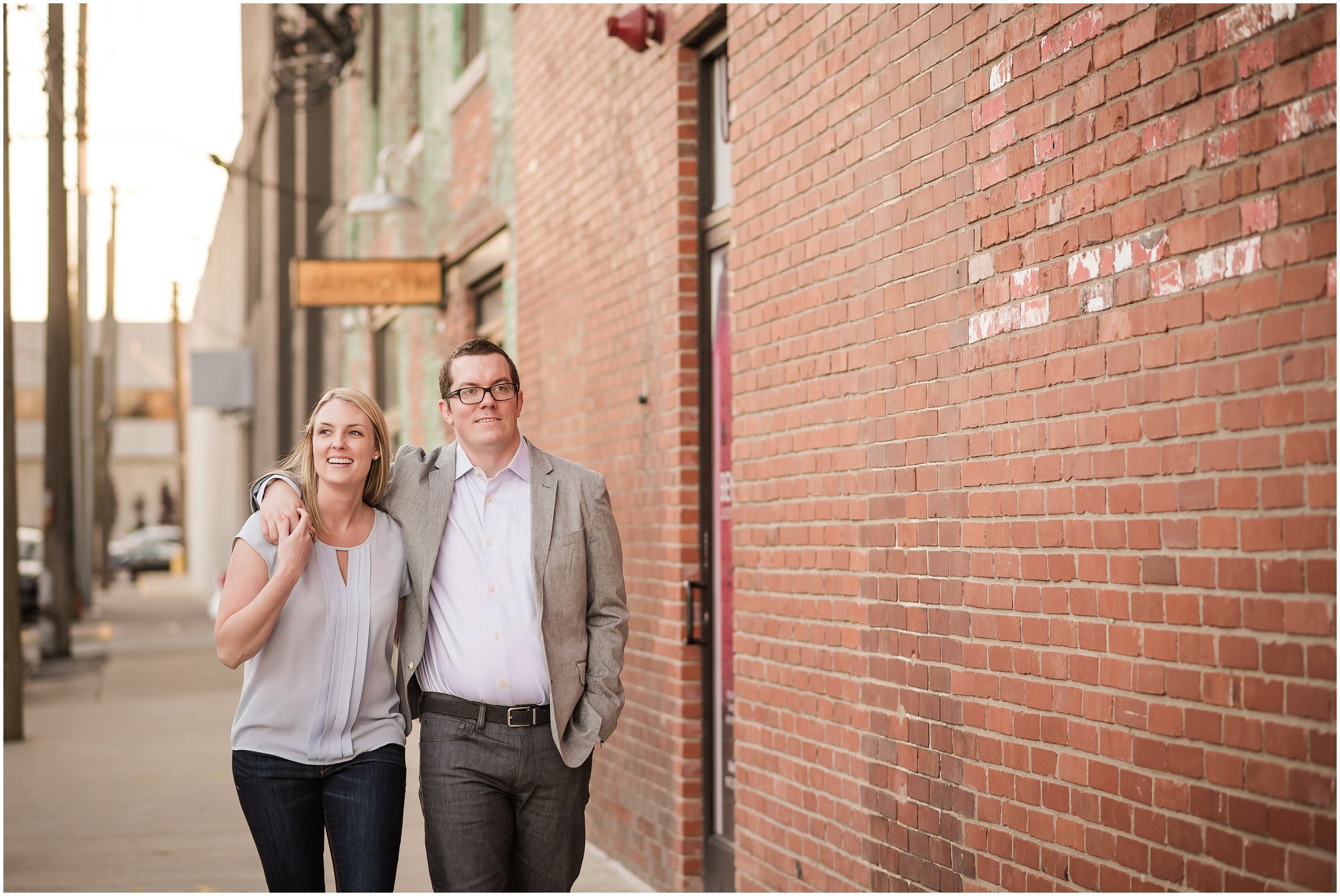 downtown-detroit-engagement-session_0804.jpg