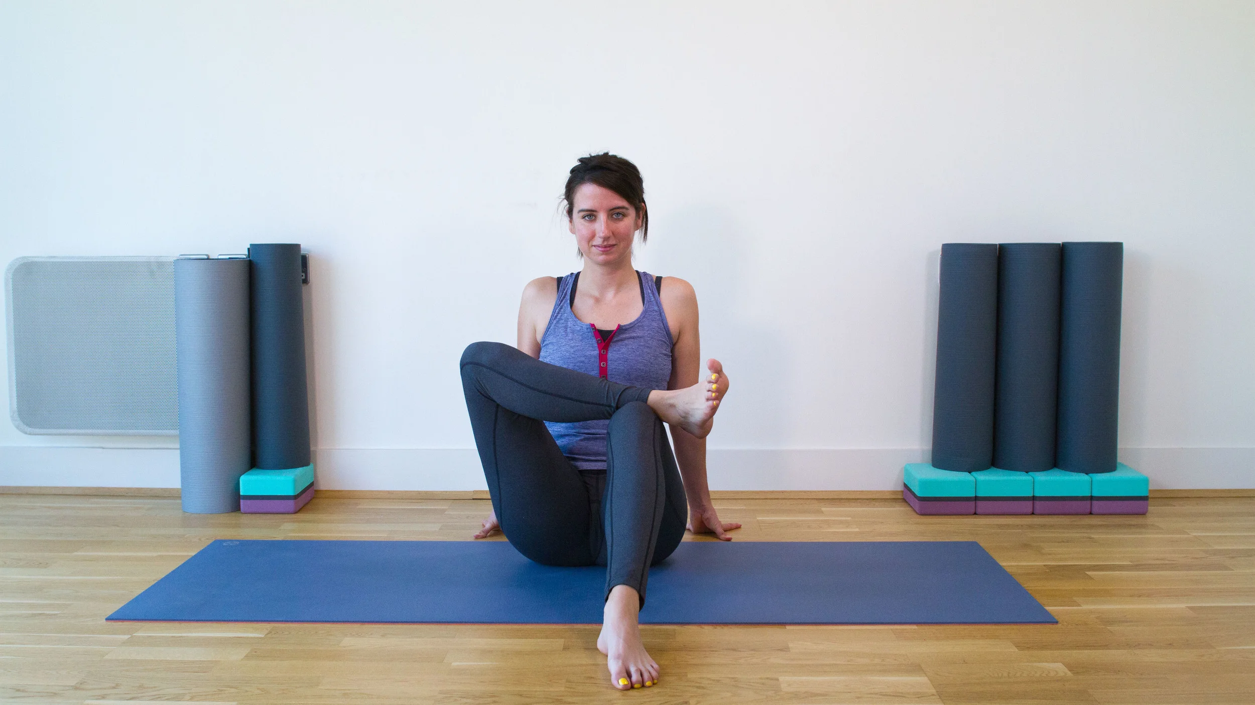 The Weekly Reset: 5-Minute Hips