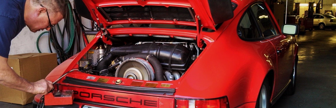 Rick tunes an air-cooled Porsche 911