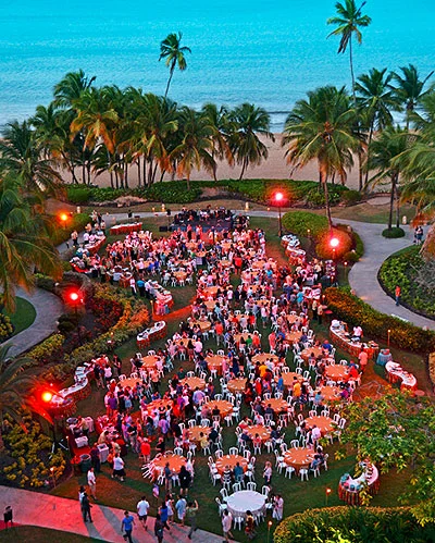 With more than 100,000 square feet of both indoor and outdoor facilities, the Wyndham Grand Rio Mar boasts one of the largest ballrooms in the Caribbean. With the option to host a group banquet steps away from the white sands of the Rio Mar Beach, there is no shortage of amazing shareable shots.