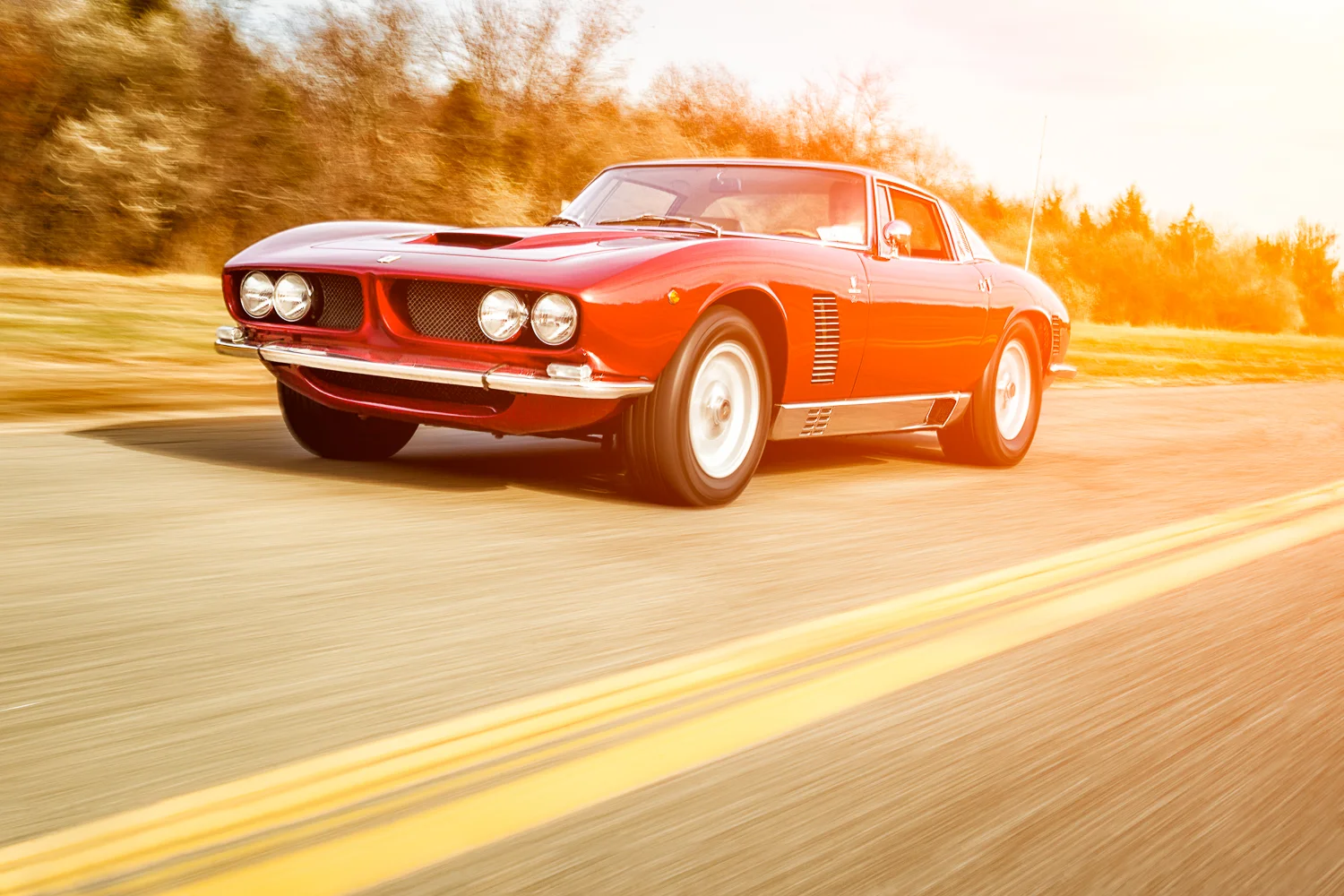 1972-Iso-Grifo-7-Liter-Cruising.jpg