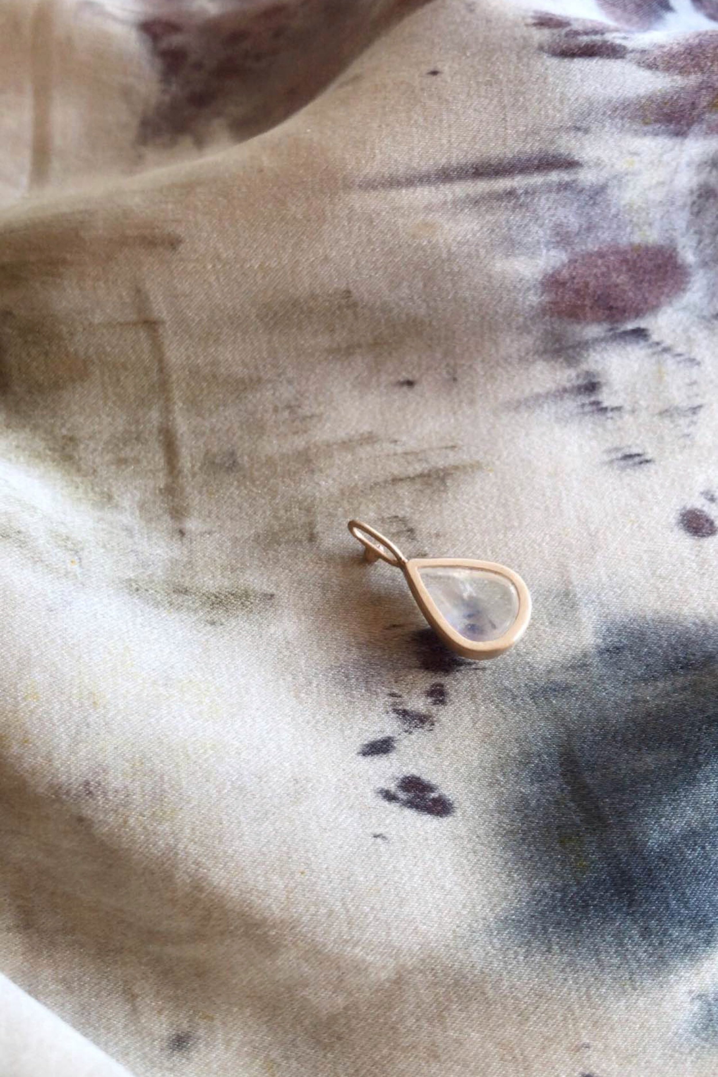 Pear+Moonstone+Backpdf.jpg