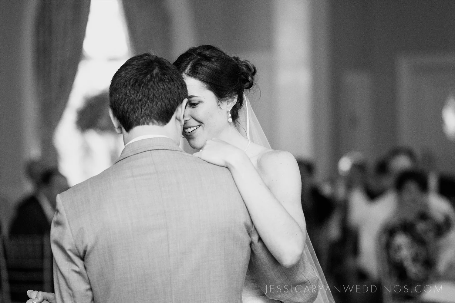 Louisville-Seelbach-Wedding_0075.jpg