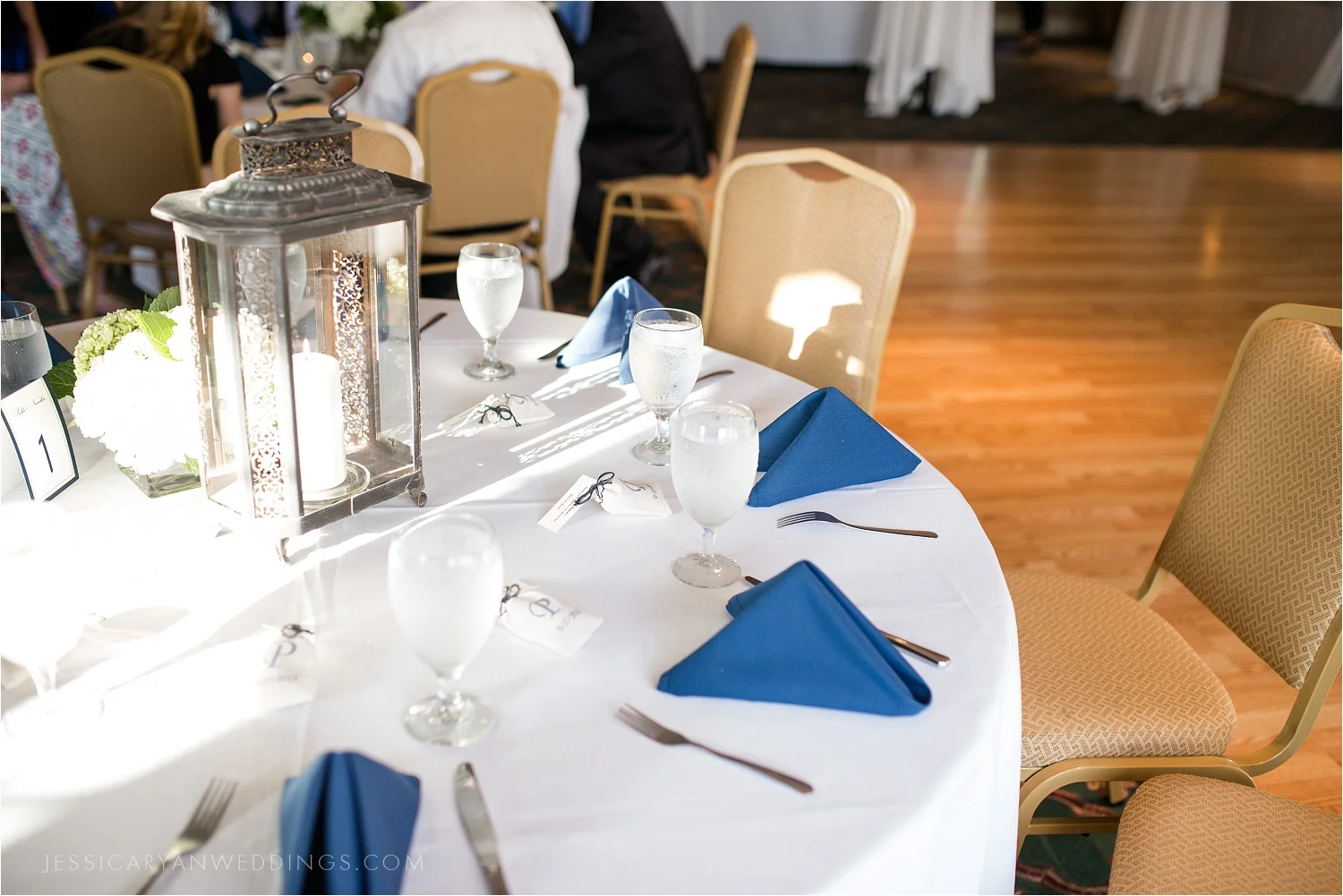 Louisville-Wedding-Oxmoor-Country-Club_0103.jpg