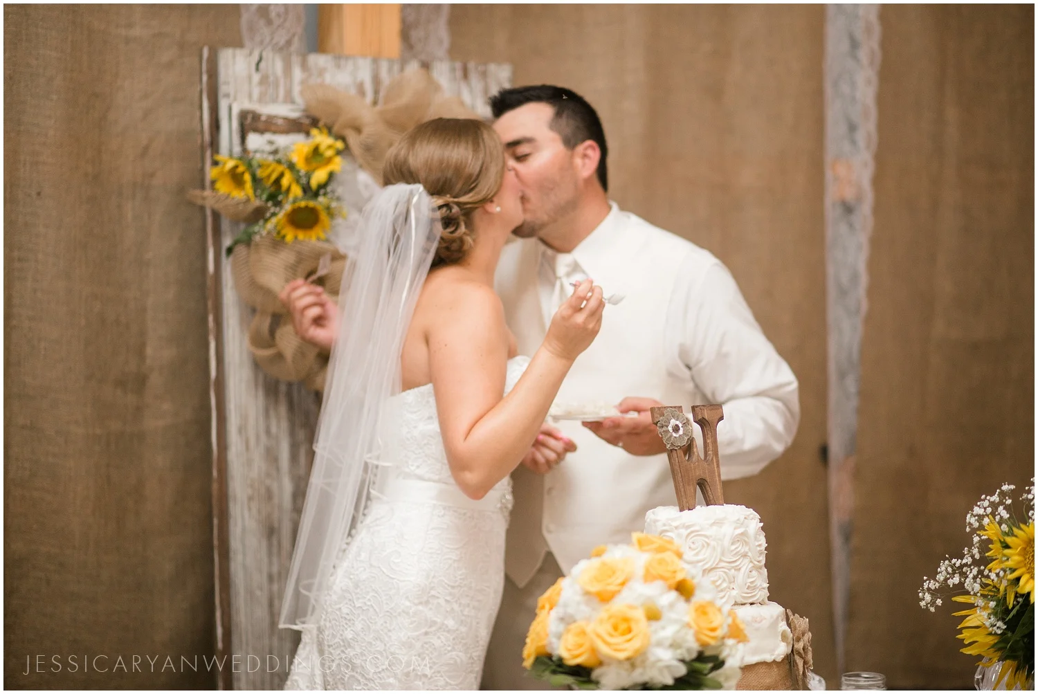 Louisville-Wedding-Photographer_0057.jpg