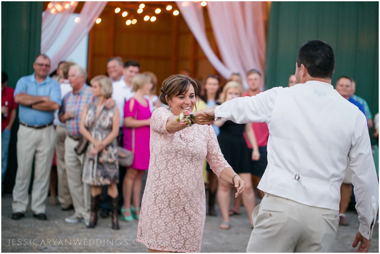 Louisville-Wedding-Photographer_0073.jpg