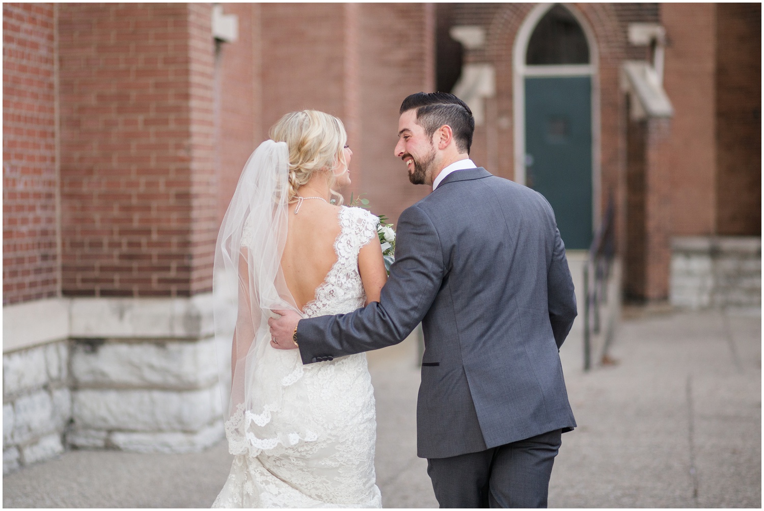 downtown-louisville-wedding_0051.jpg
