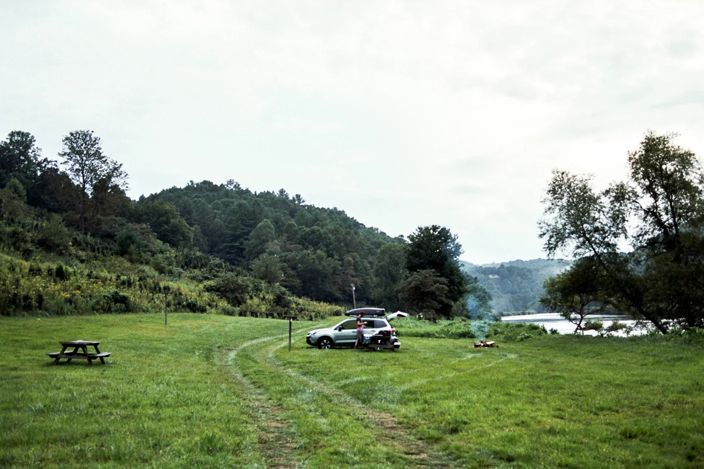 0041_NewRiverCanoeTrip_0054.jpg