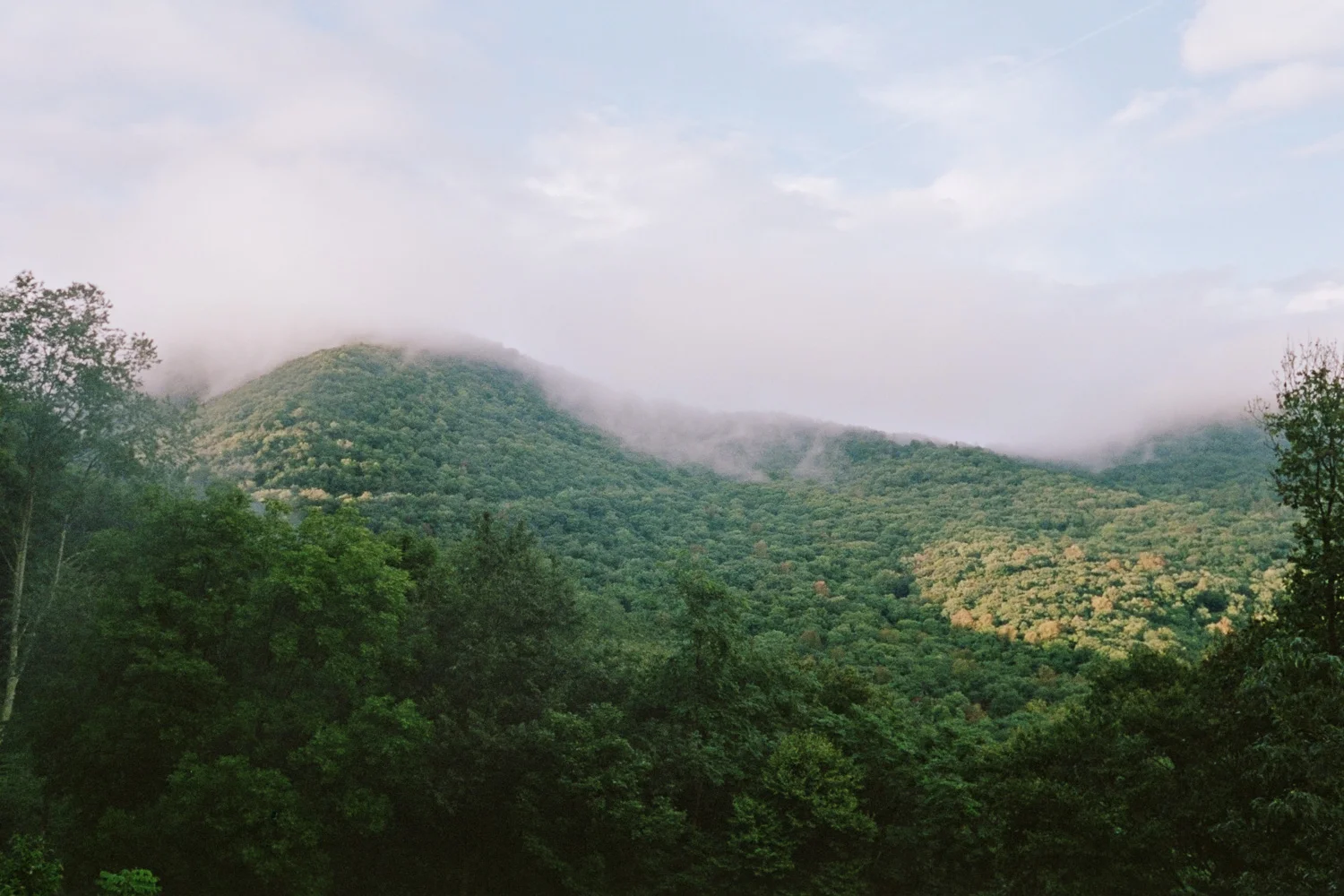 0013_150805_LinvilleGorgeCanyoning_0190b.jpg