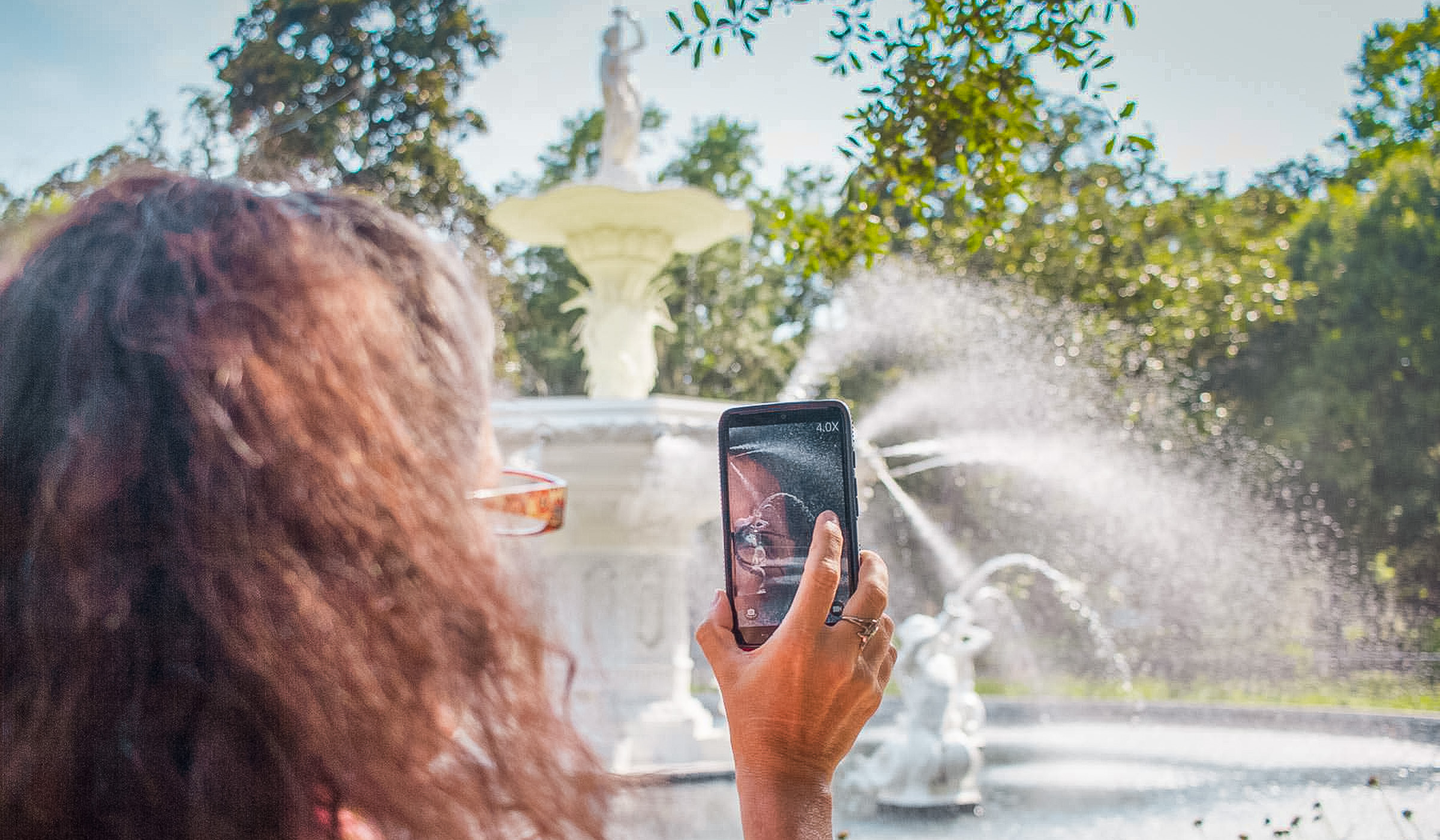 ©2018CapturingSavannah_Photography_Experiences_Sightseeing_Walking_Tours_Overview_IntroTo_Savannah_Georgia_trolley_discover_visit_see_www.capturingsavannah.com_ForsythParkFountain 2.jpg