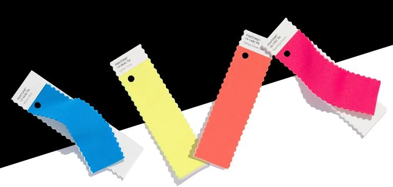 pantone-colors-1533056279.jpg