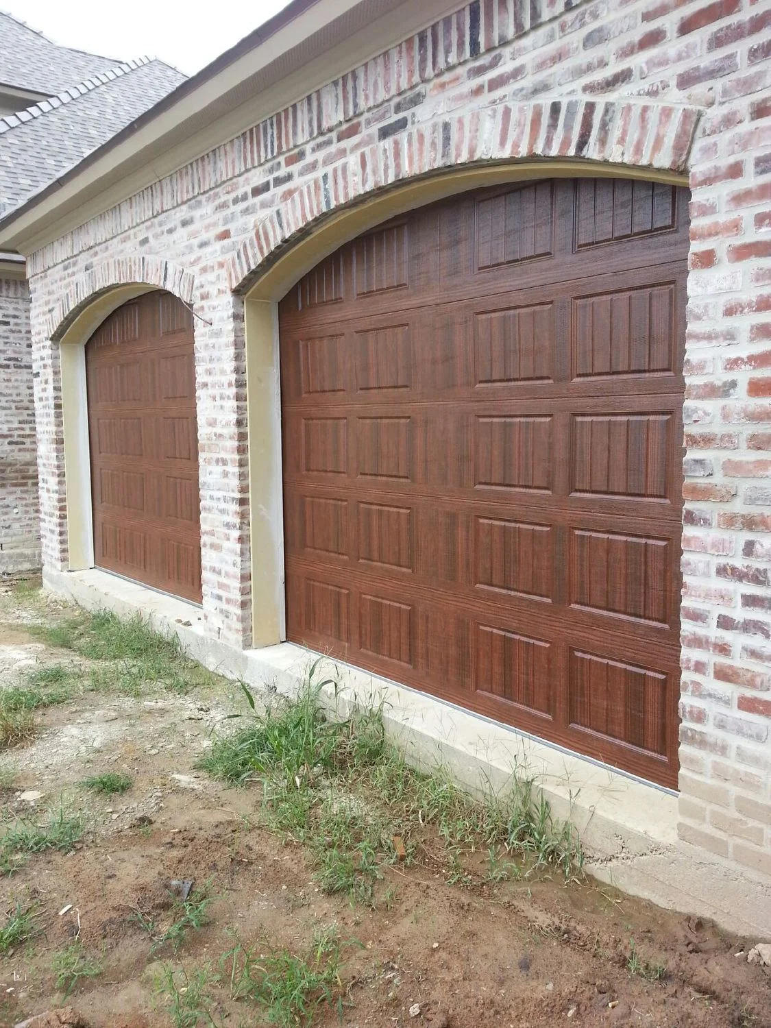 Oak Summit Garage Doors Acadiana Garage Doors Of Lafayette Home Page