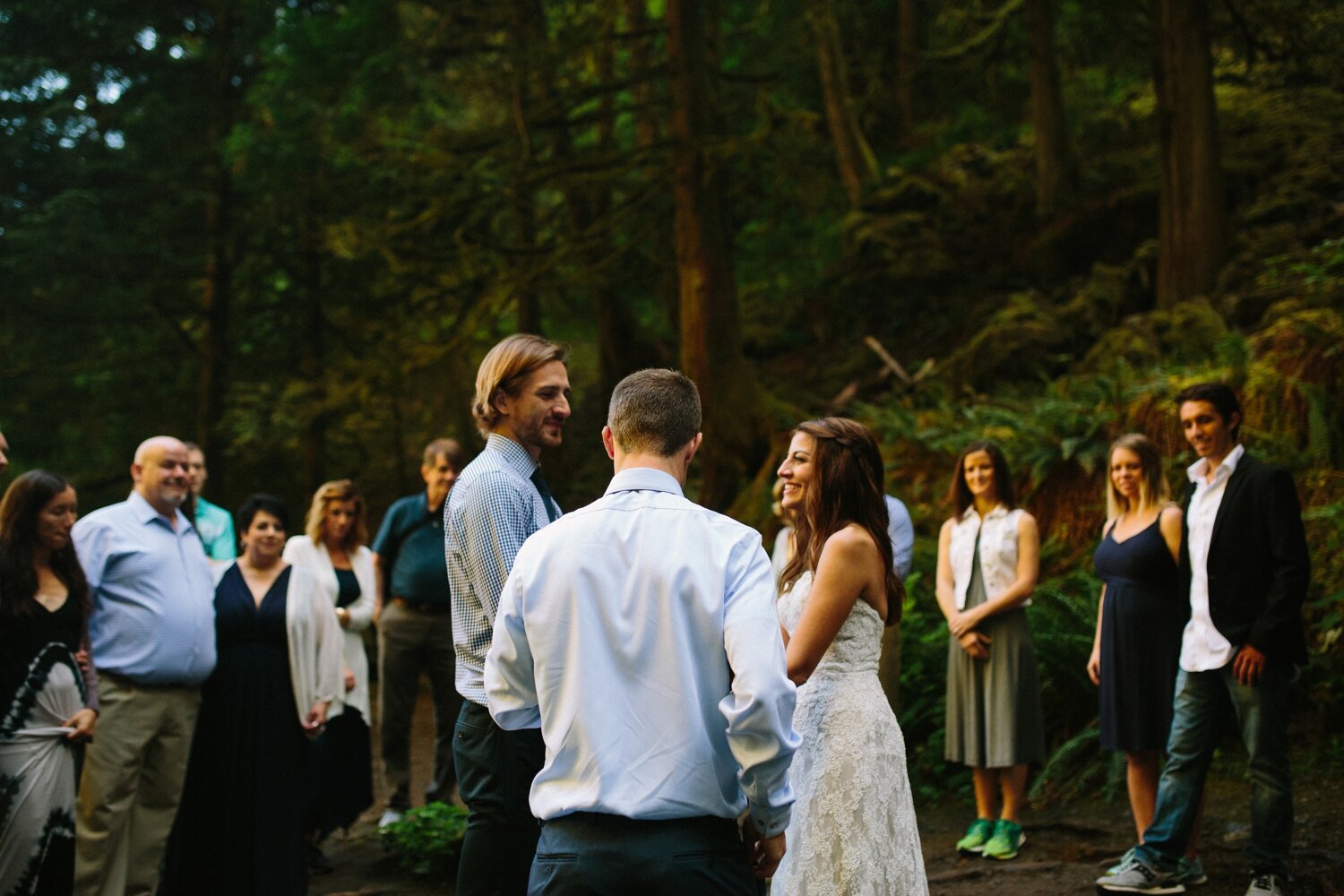 Wahclella_falls_oregon_intimate_elopement_wedding_photo_37.JPG