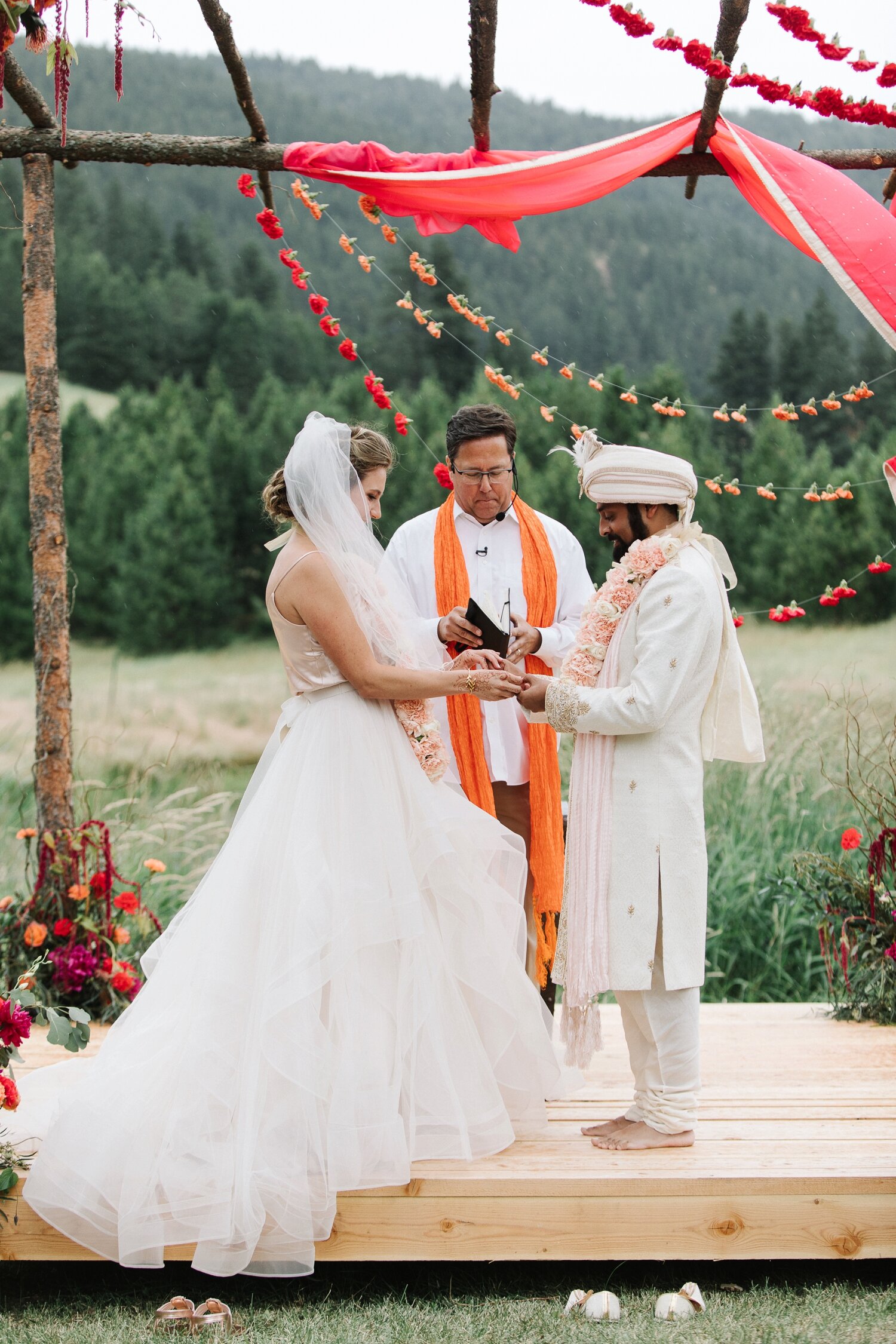 Backyard_colorful_indian_fusion_moscow_idaho_wedding_photo-61.JPG