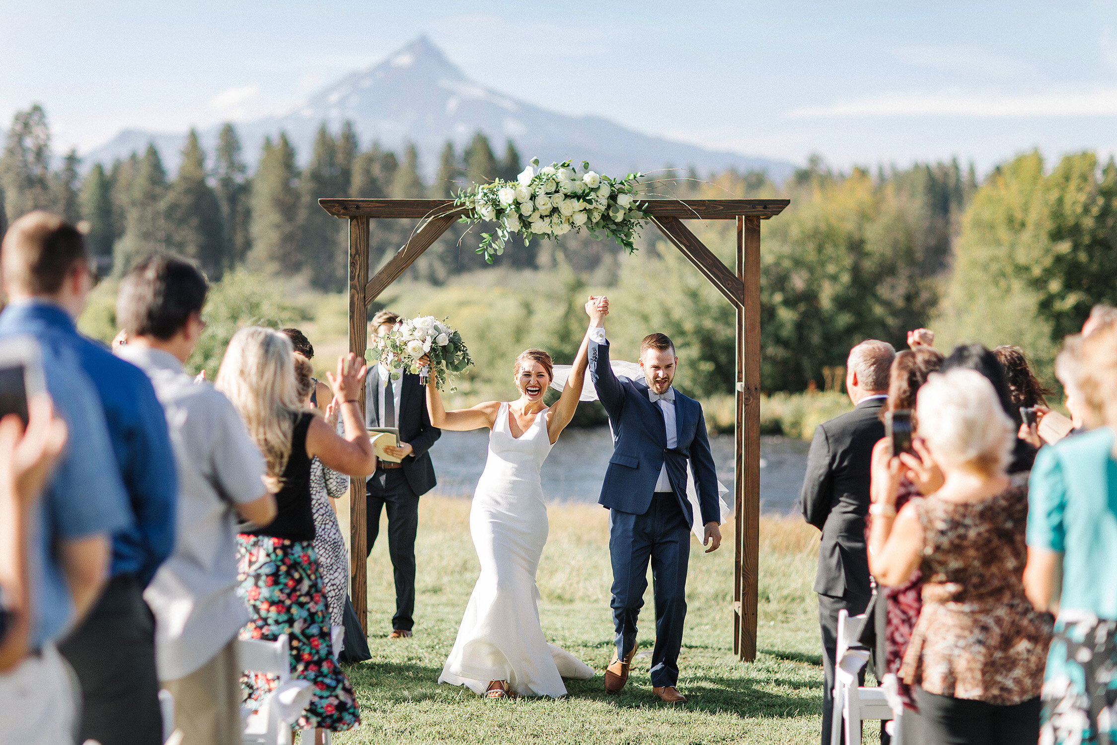 House_On_Metolius_Bend_Oregon_Wedding_Photo_02.JPG