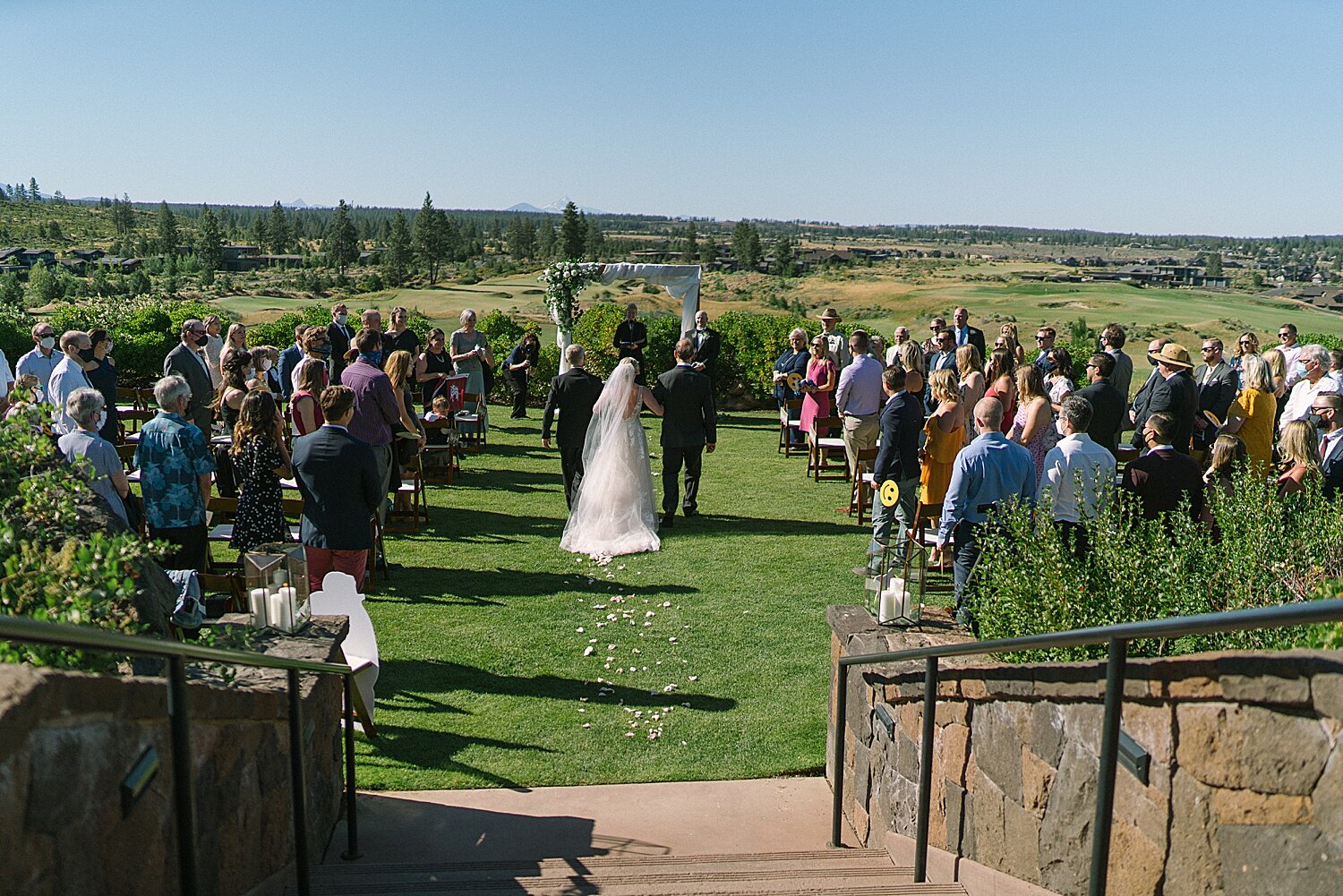 Tetherow-Resort-Bend-Oregon-Wedding-Photos-43.jpg