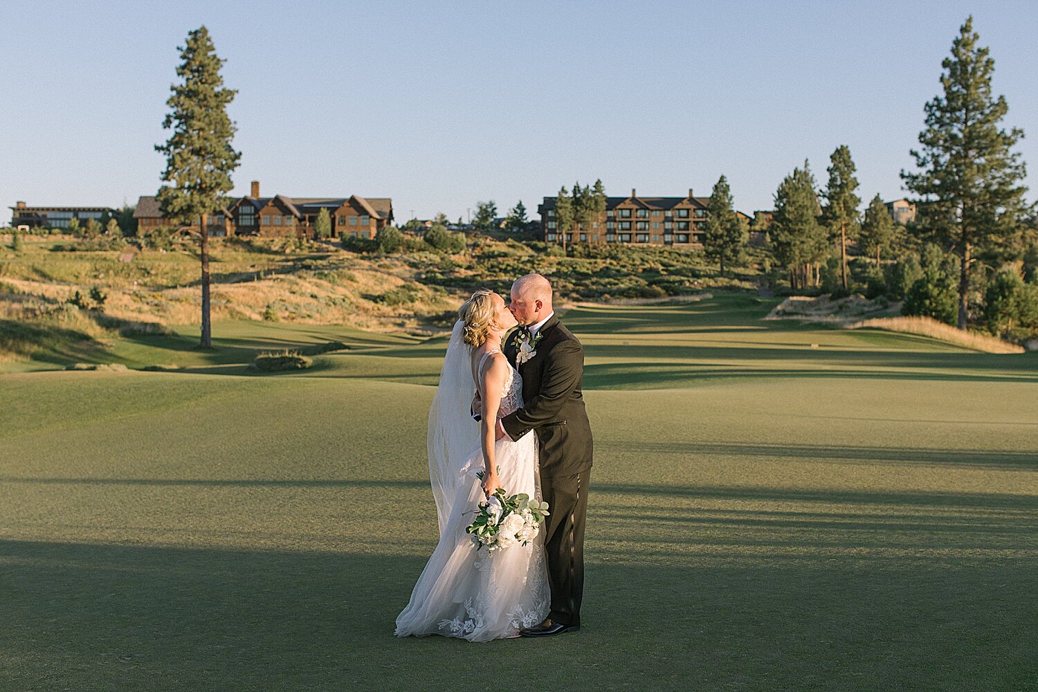 Tetherow-Resort-Bend-Oregon-Wedding-Photos-66.jpg