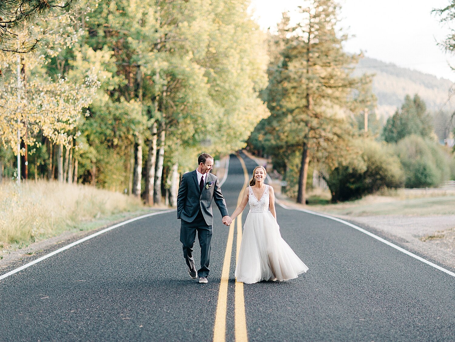 Lake-Creek-Lodge-Camp-Sherman-Oregon-Wedding-Photos-29.JPG