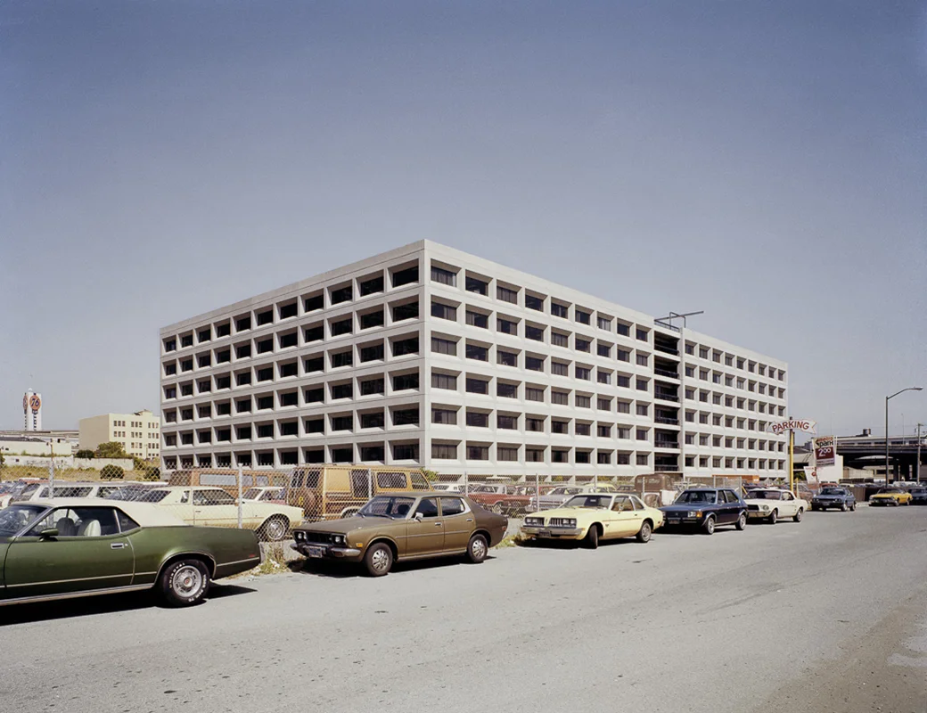 First office building in redevelopment zone, Lapu-Lapu St, 1980
