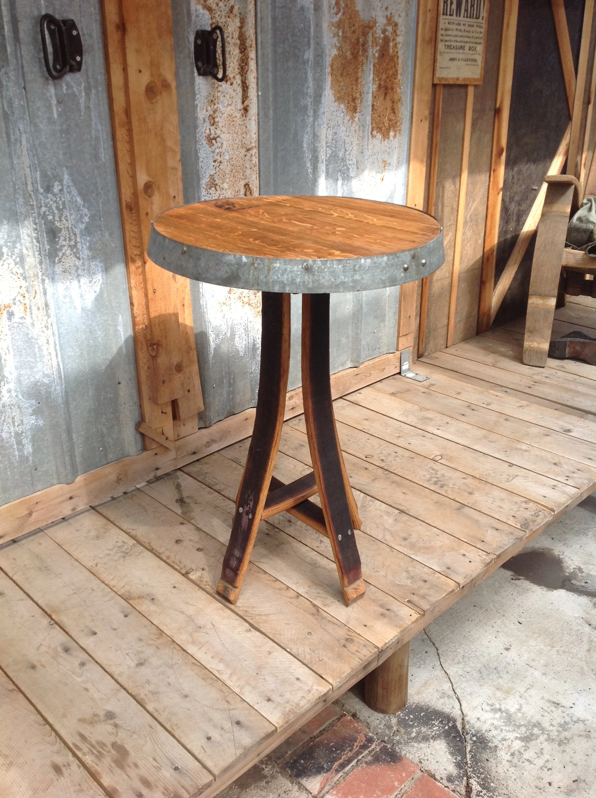 Bowlegged table 2.JPG