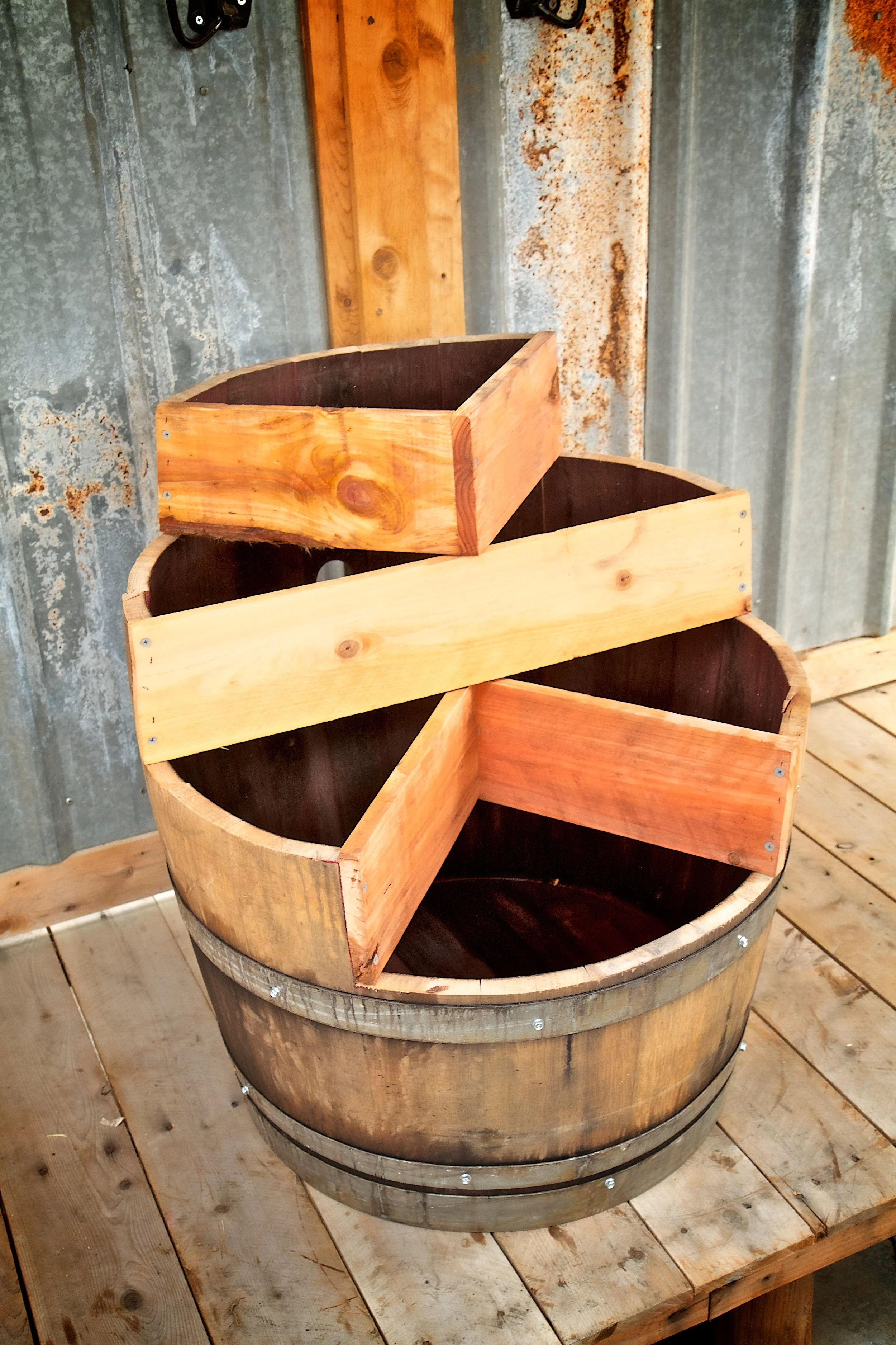 Peaking four tier planter (4).jpg
