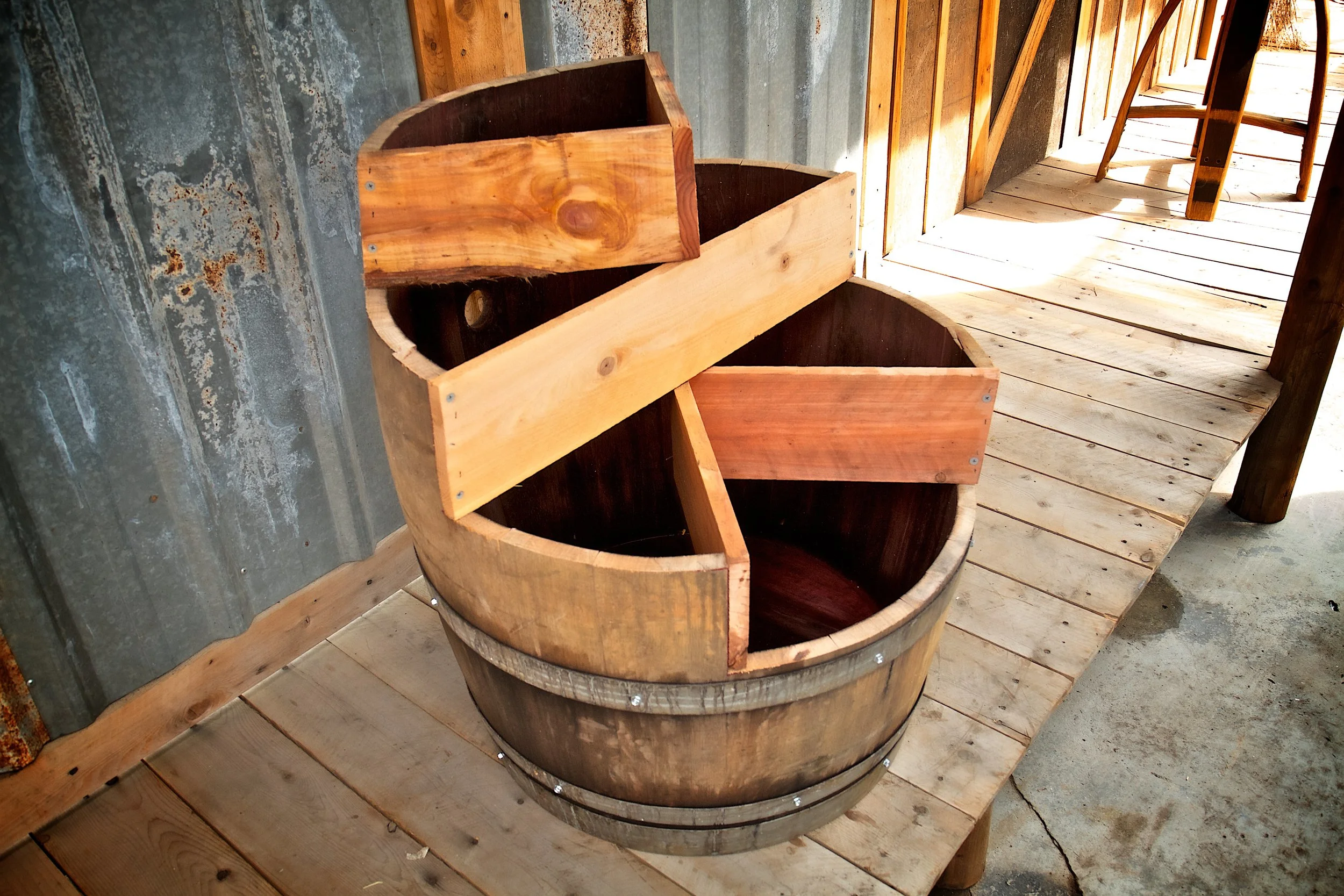 Peaking four tier planter (5).jpg