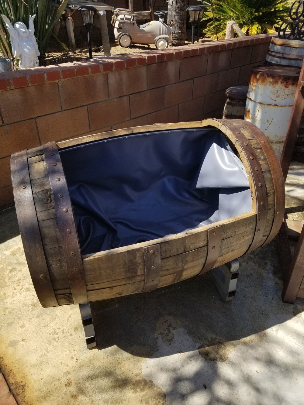 King Barrel Als And Info, Whiskey Barrel Bathtub