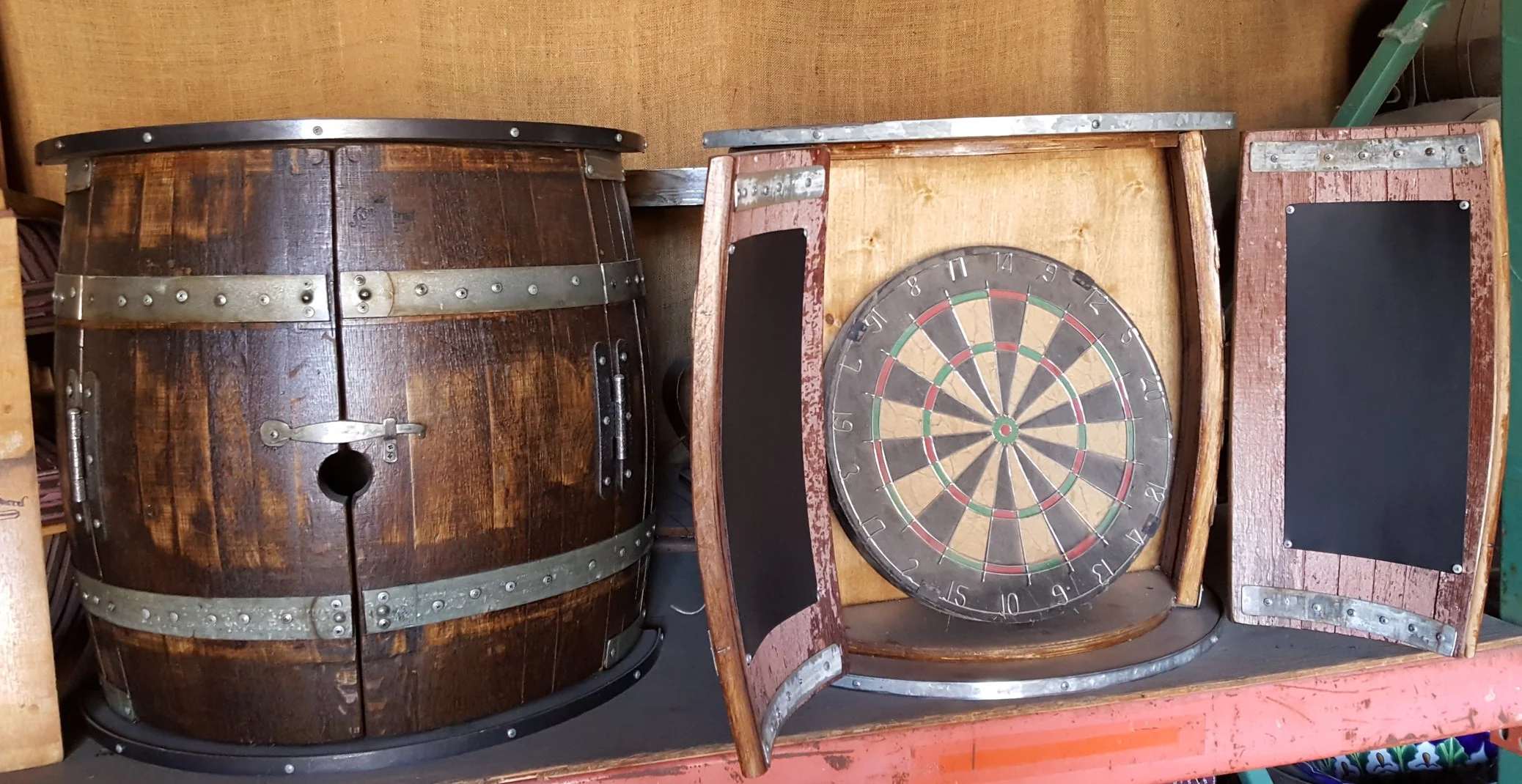 THOUSAND OAKS BARREL Personalized Dartboard & Cabinet Set - Matte Black Tavern Style With Scoreboards