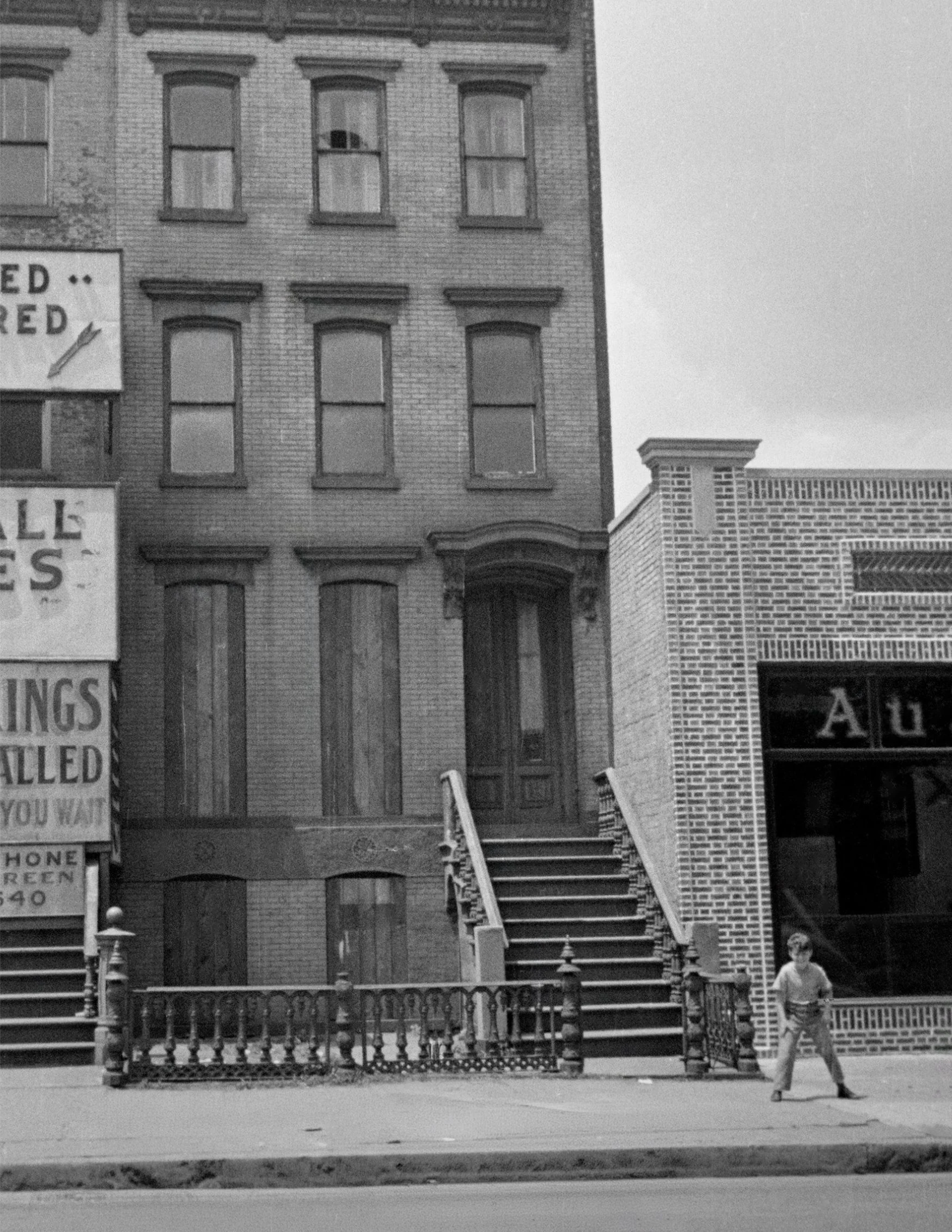 940 Bedford Avenue Brooklyn 04 edit crop.jpg