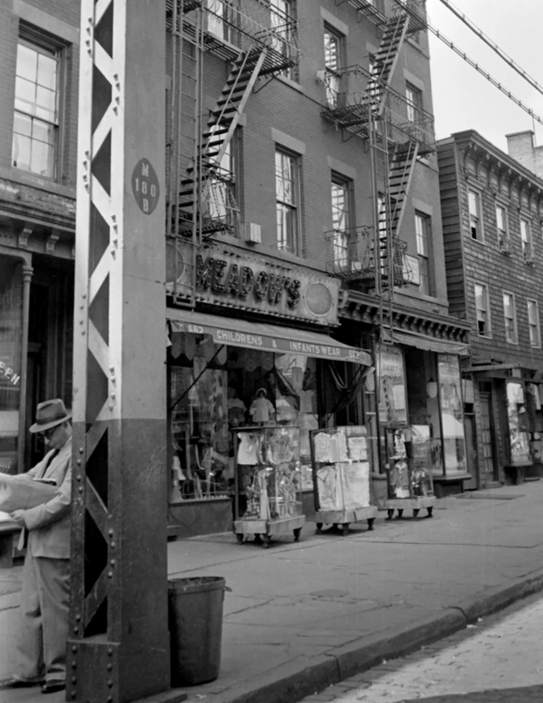 680 Myrtle Avenue Brooklyn 01 crop.jpg