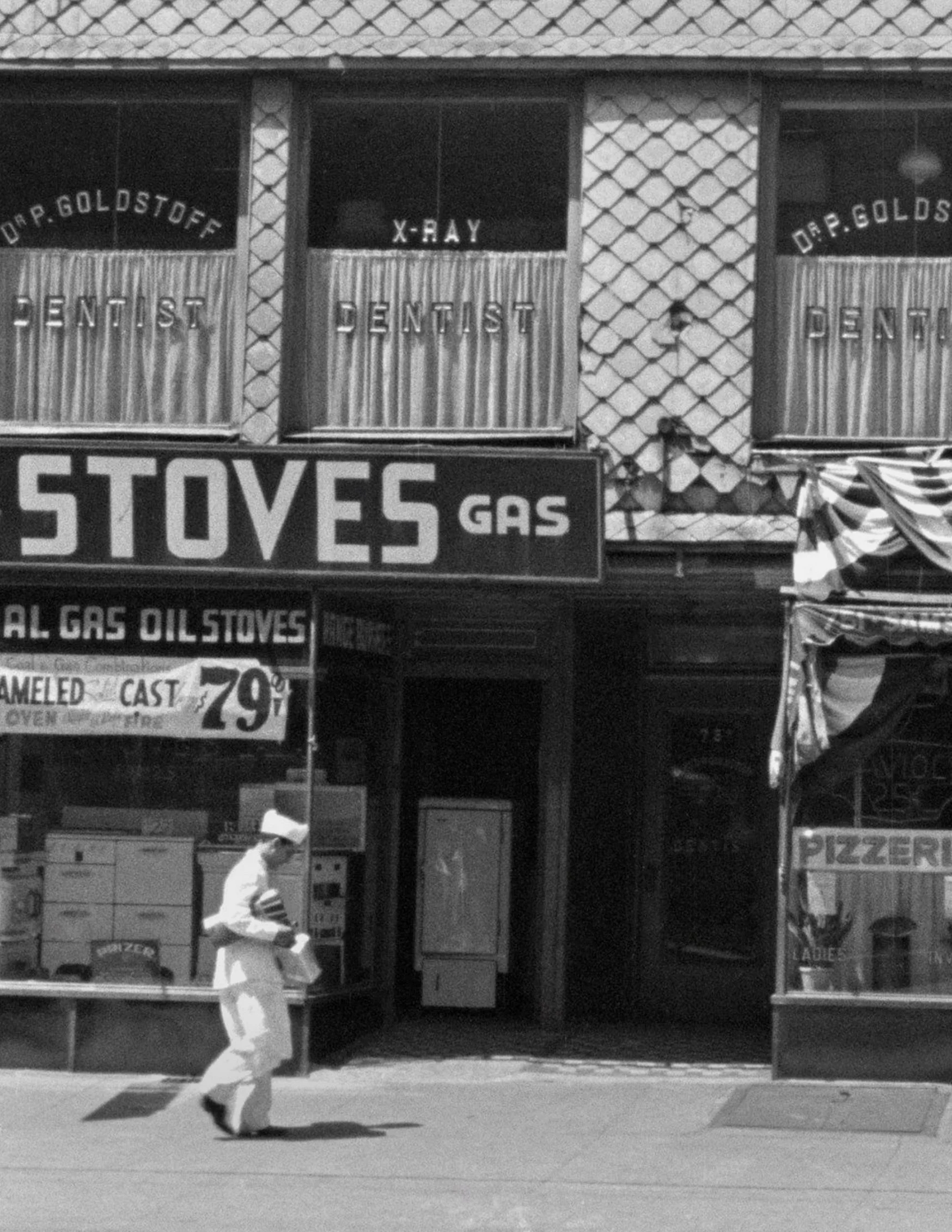 751 Flushing Avenue Brooklyn 03 edit crop.jpg