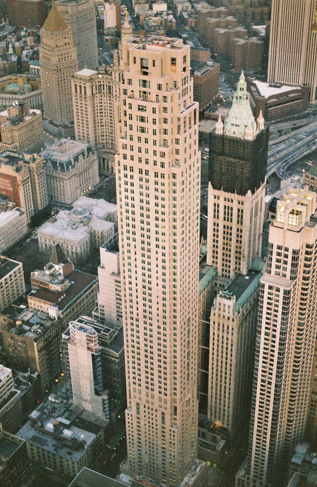 94419C1-R01-018A.Jpg