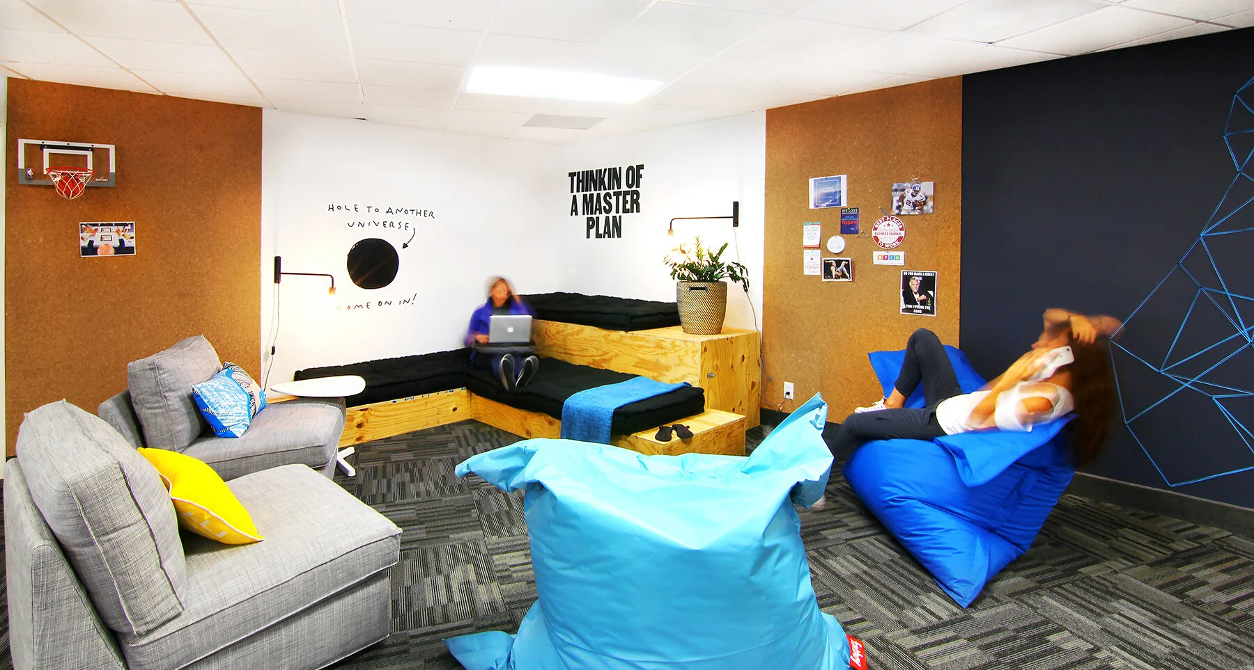 lounge.jpg