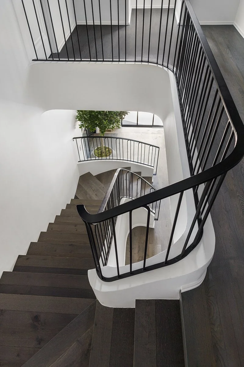 14- Stairs 2nd floor (2)_web.jpg