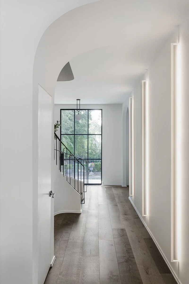 16- Hall to entry (2)_web.jpg