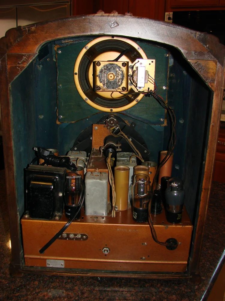 1938 Zenith Walton model 12S232 SOLD!!! — Stan's Antique Radios