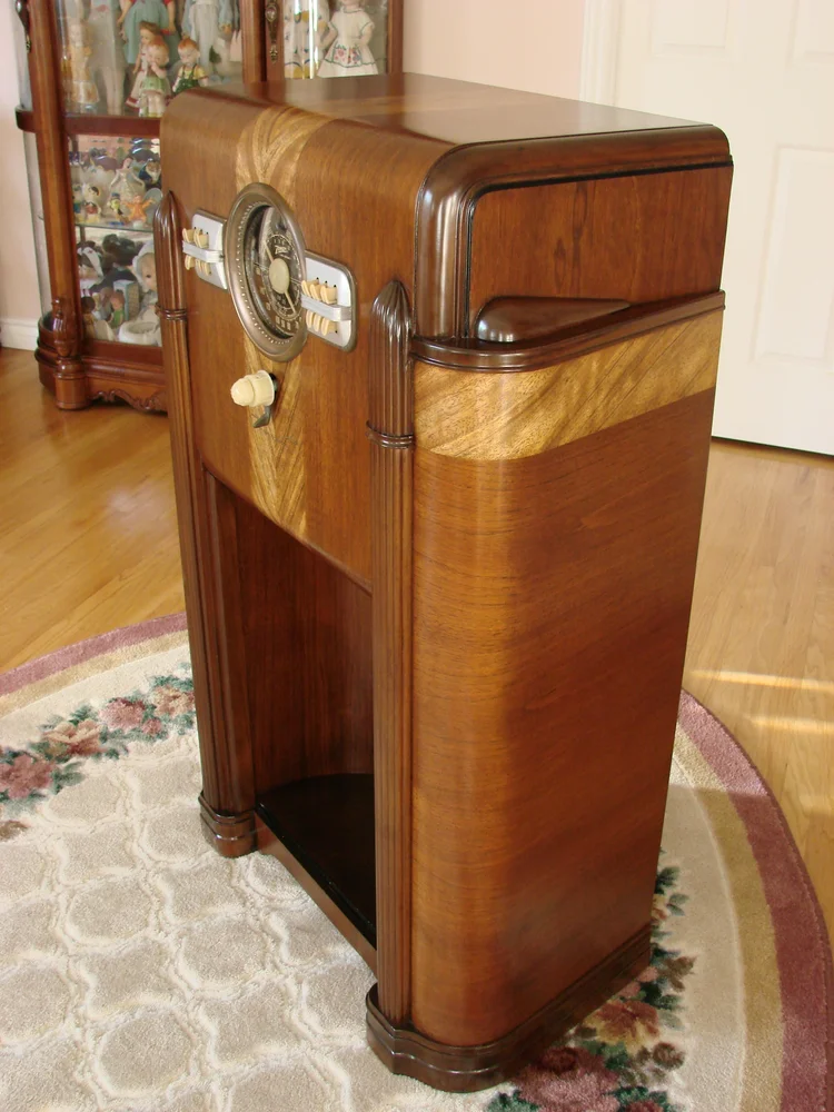 1940 Zenith model 10S470 SOLD!!! — Stan's Antique Radios