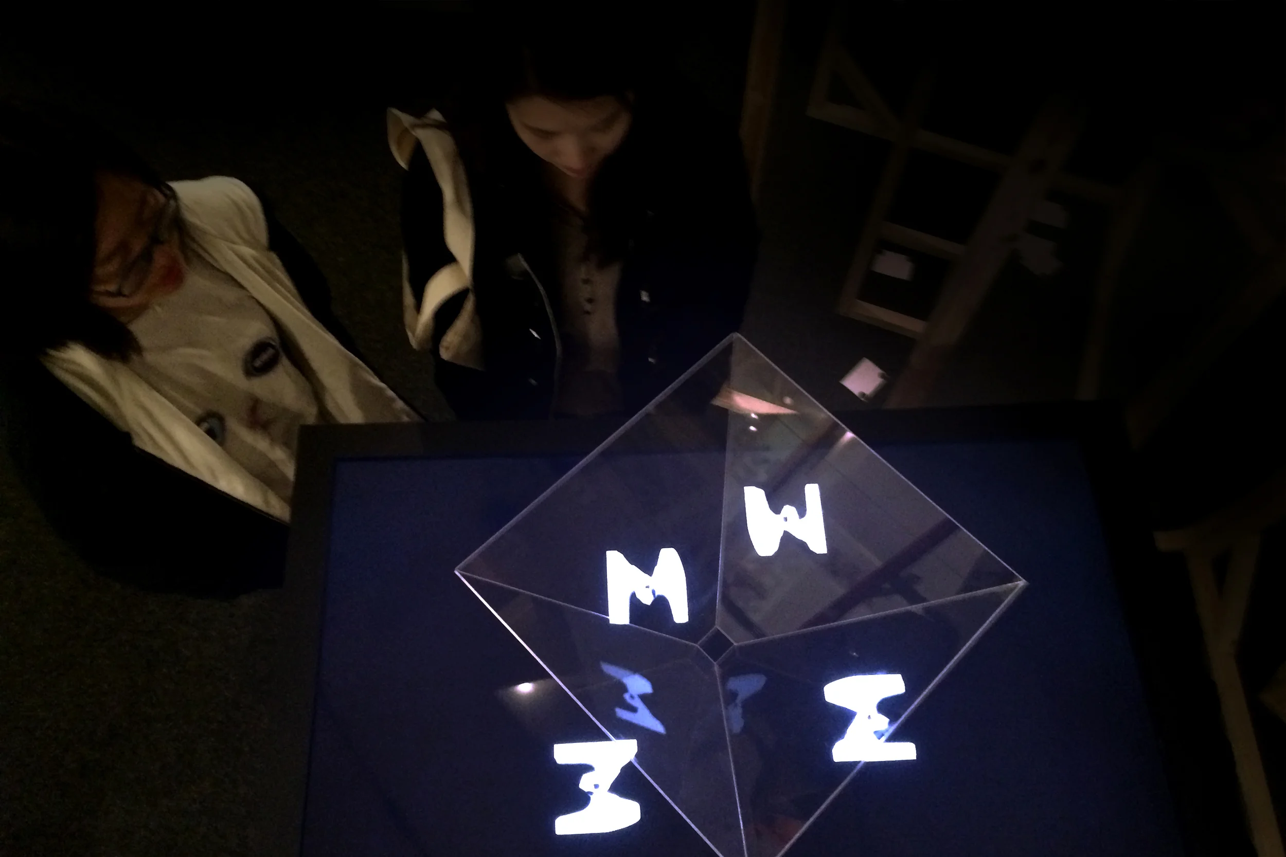 hologram1.jpg