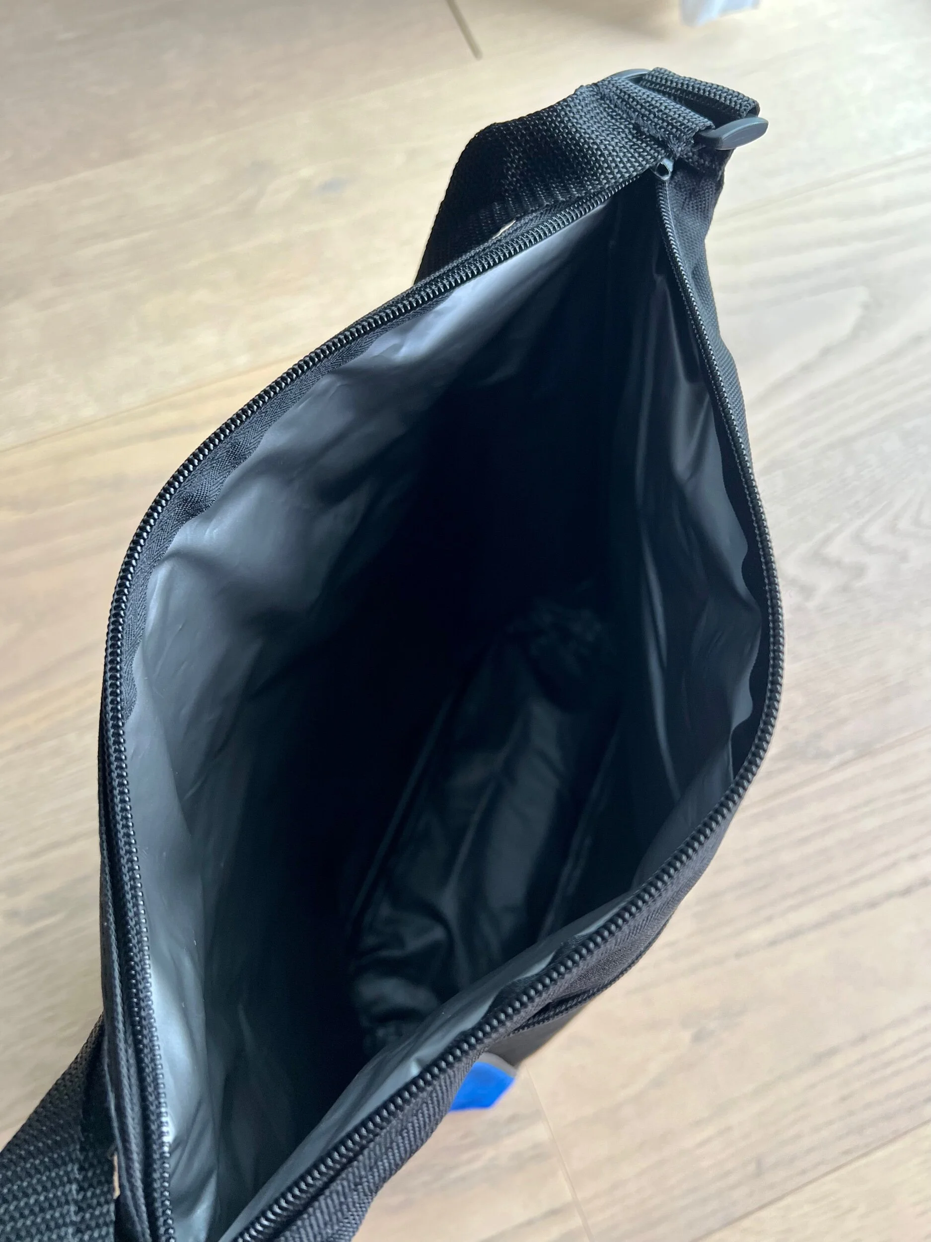 C9B8287F-F58C-420B-8CFE-19534E139406