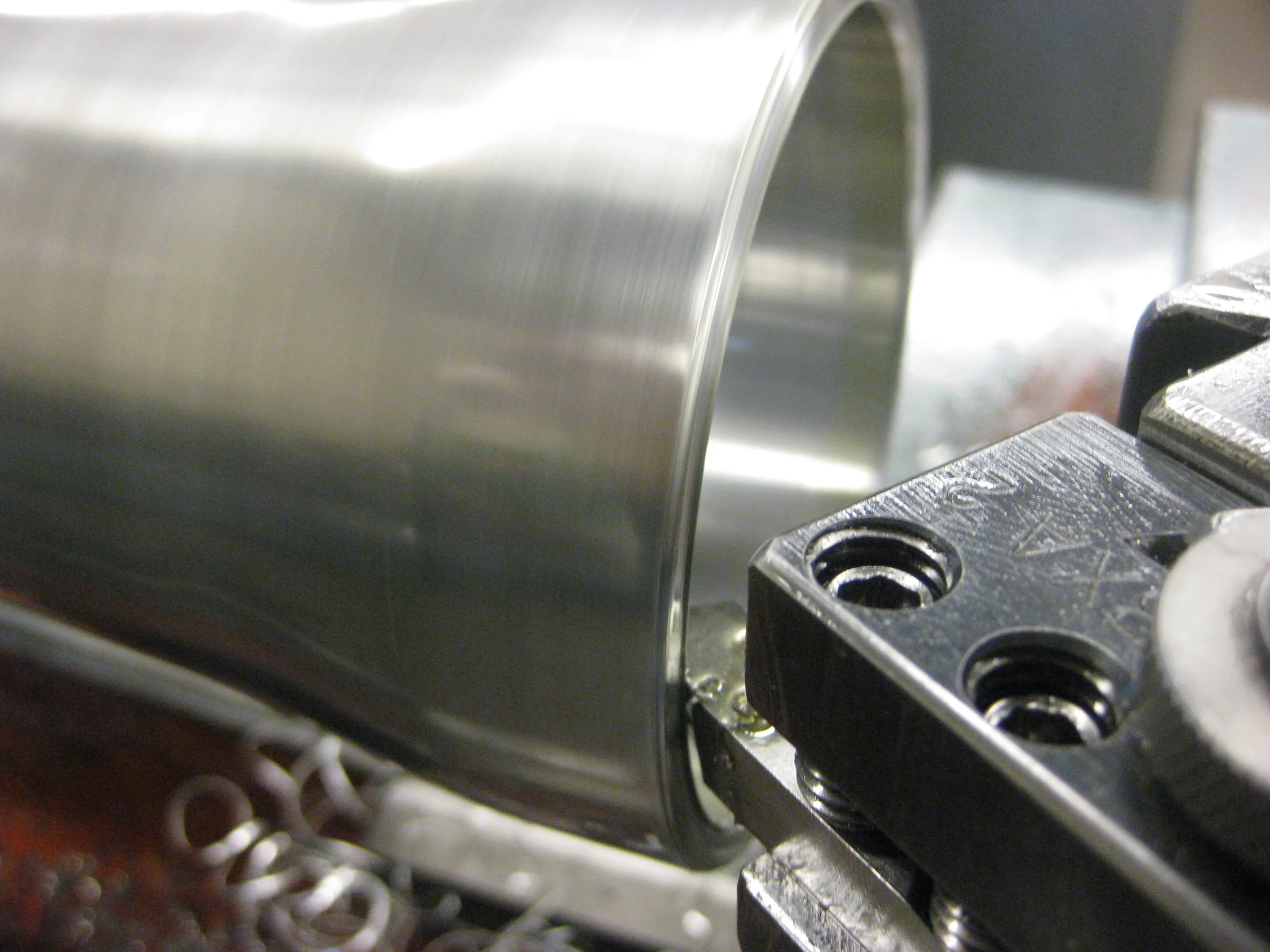  Adding a chamfer to the inner rim 