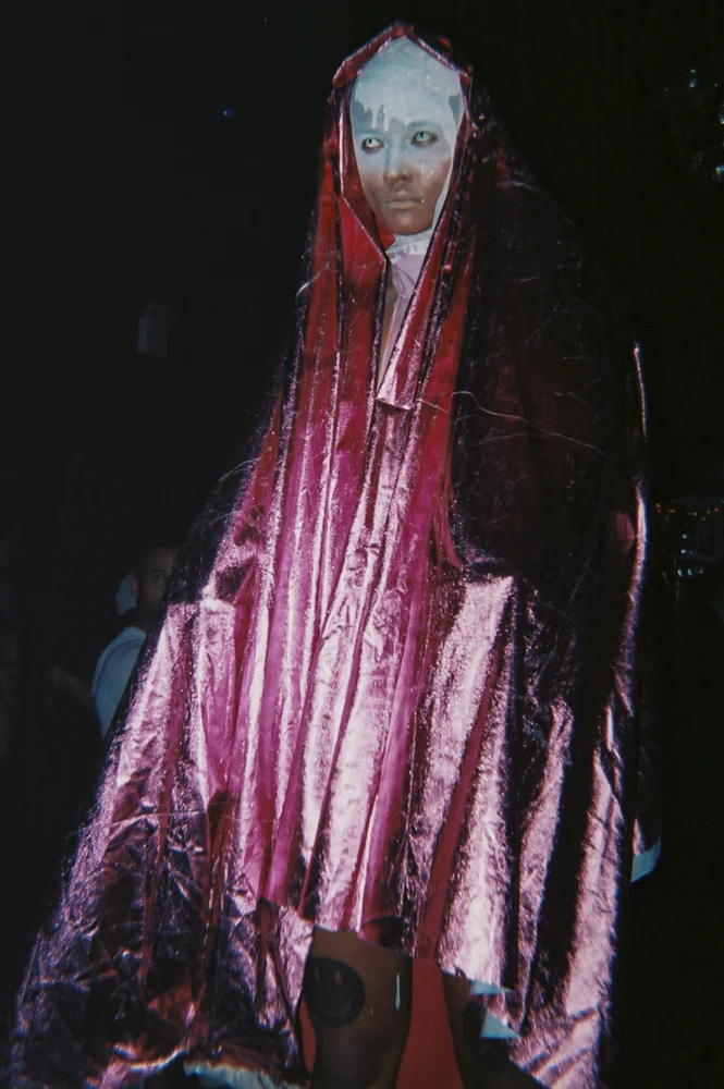R1-08226-017A.jpg