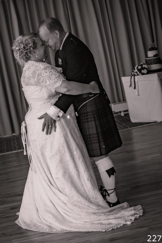 Ellen and Mike-0227.jpg