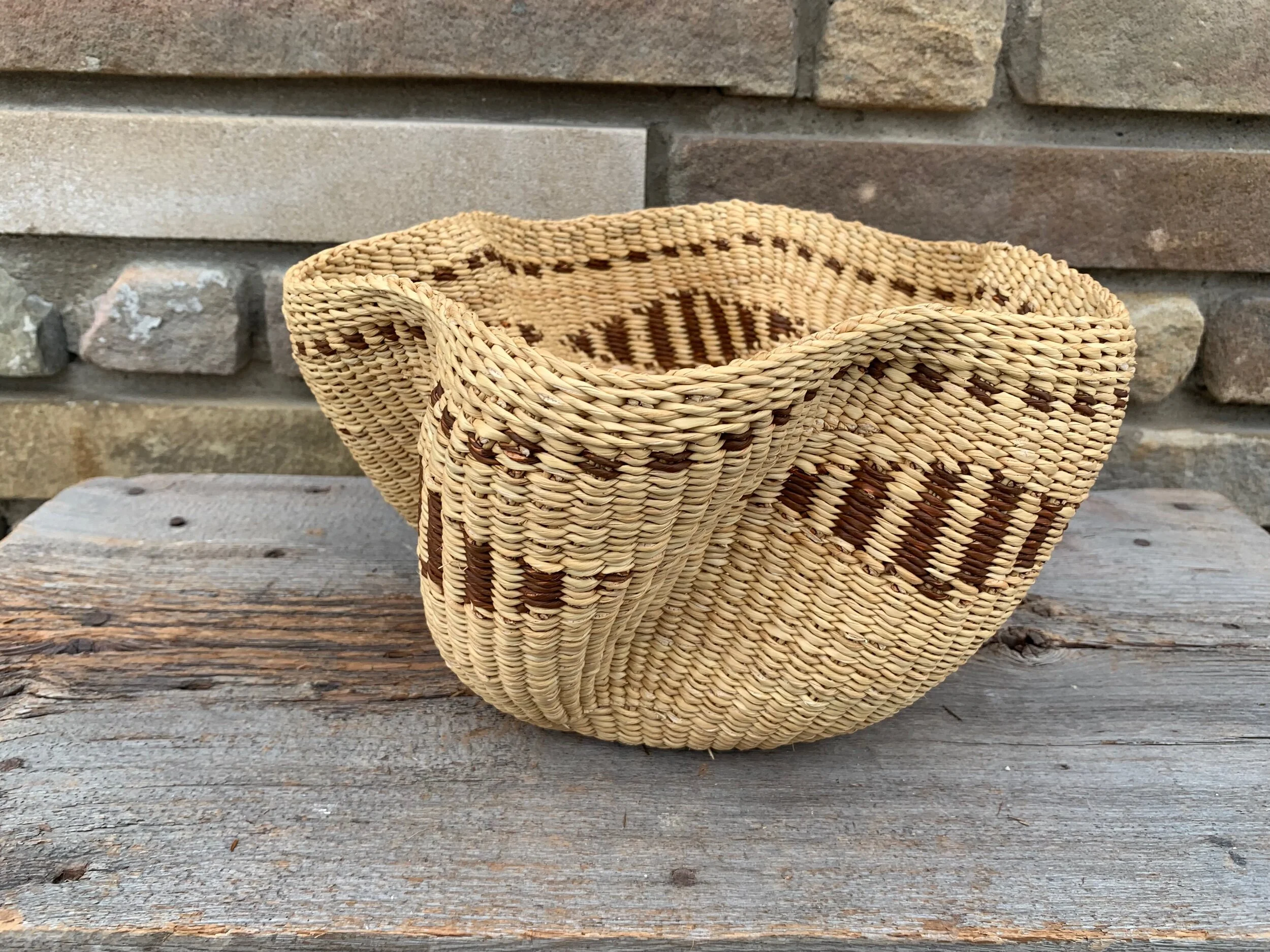 ADC6BA42-0CF4-427E-B93C-2F29EA9AB9F9