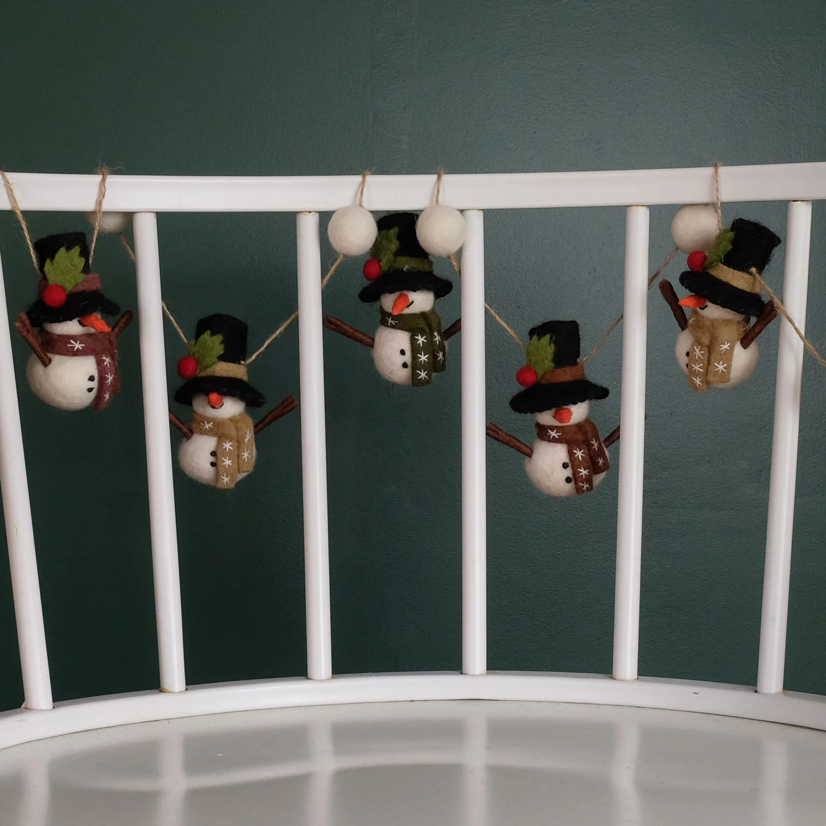 4EF1F8BC-27DE-4ACC-9598-E87817E5A3A2