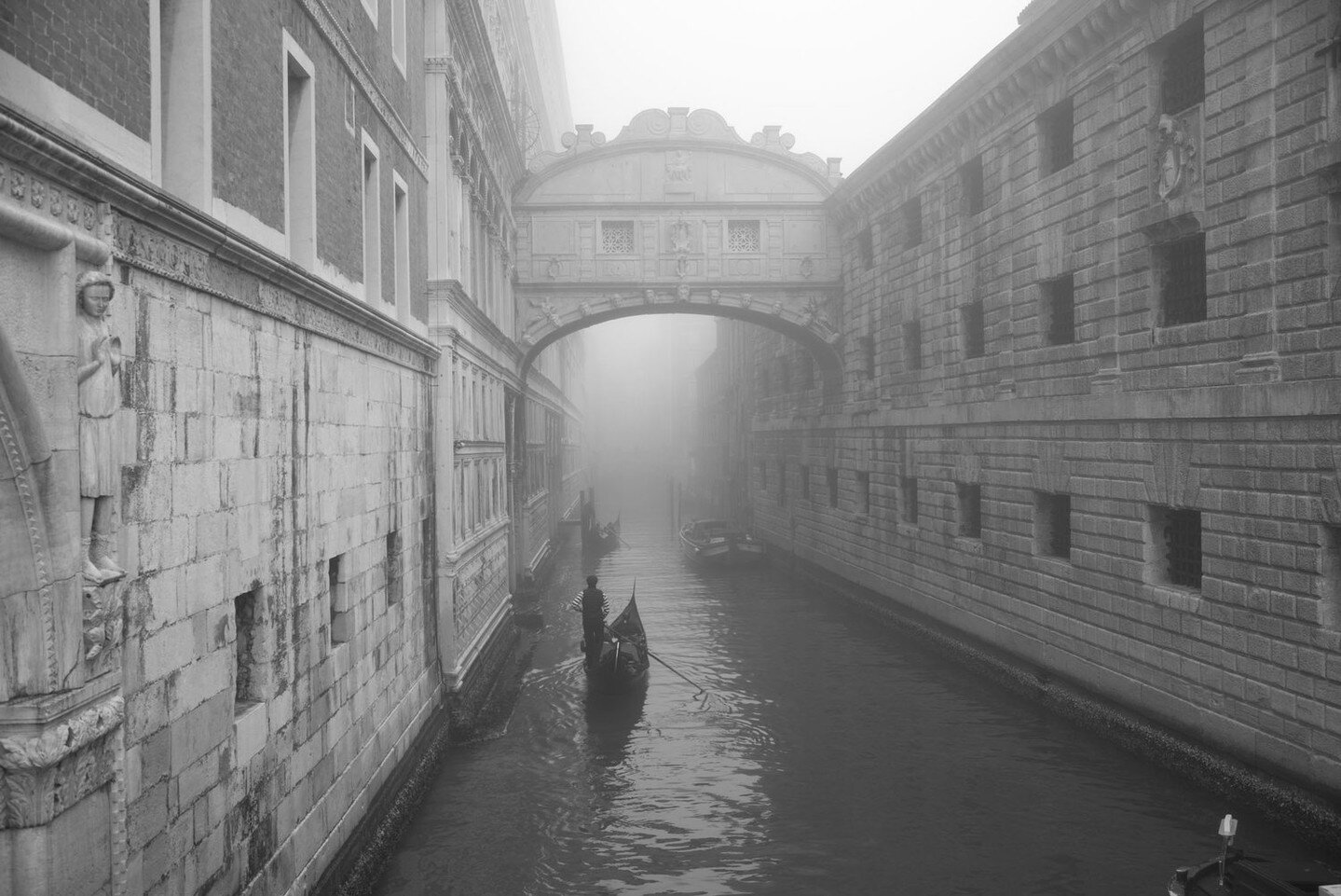 📸✨ Discover Venice through a Leica Workshop ....Adventure Awaits! ✨📸

Hey there, photography enthusiasts! Marco Secchi here, inviting you to join me for an unforgettable journey through Venice's winding canals, historic streets, and hidden gems - a