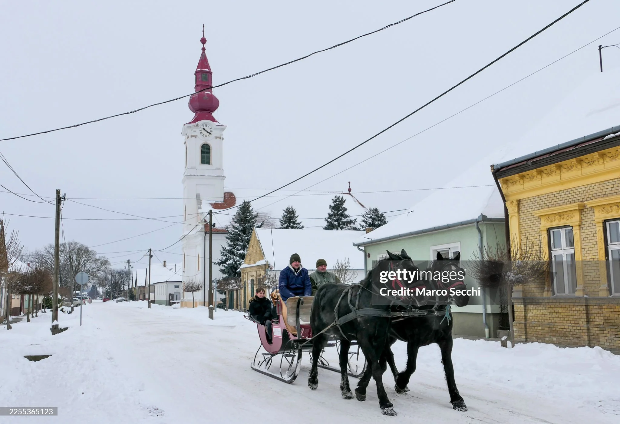 Snow, silence, a slow rhythm of hooves.
Not a spectacle, just everyday life moving at its own pace.
These are the moments travel photography is really about.
