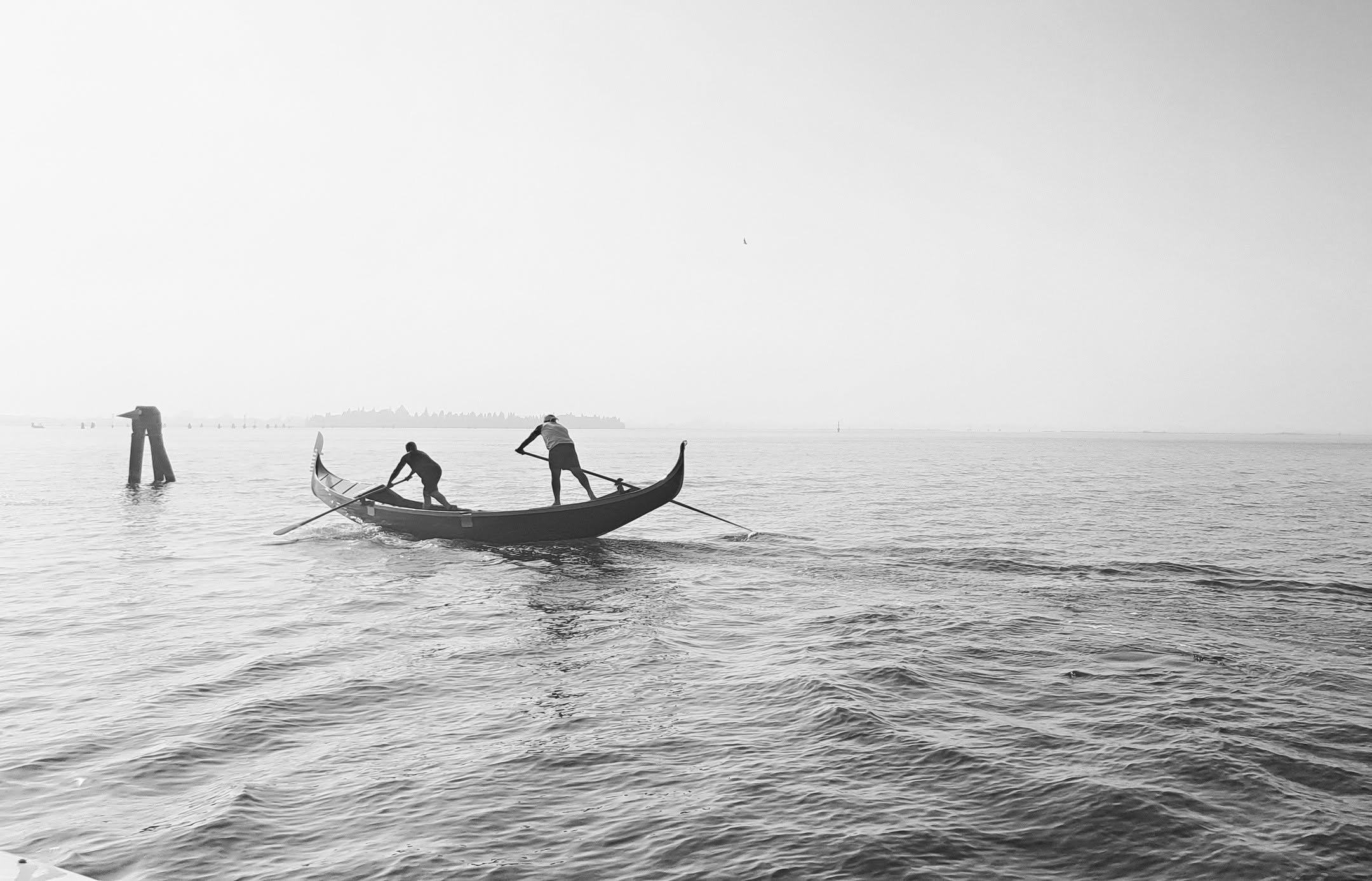 The Edge is Where the Story Ends

Most photographers obsess over the center of the frame. Professionals obsess over the perimeter.

In 30 years of photojournalism&mdash;from the streets of London to the paddocks of Monaco&mdash;I&rsquo;ve learned one